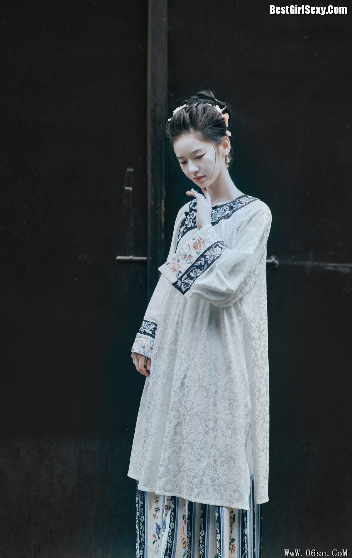图片[23]-YiTuYu艺图语 Vol.4049 Lu Ban Xian Er[24P]-六色网