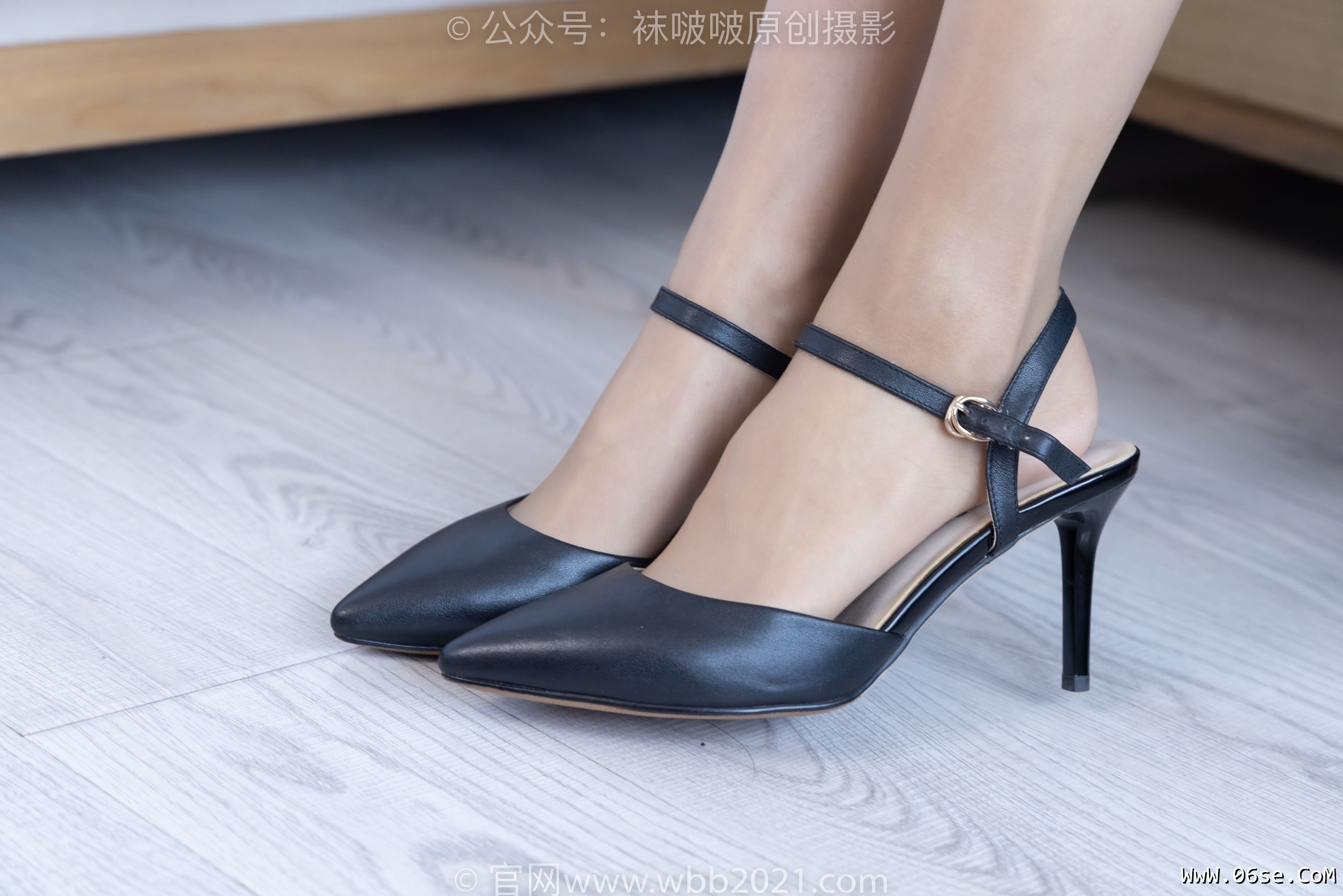 图片[125]-BoBoSocks袜啵啵 No.324 奶油 -高跟鞋、皮鞋、黑棉袜、油亮肉丝[140P]-六色网