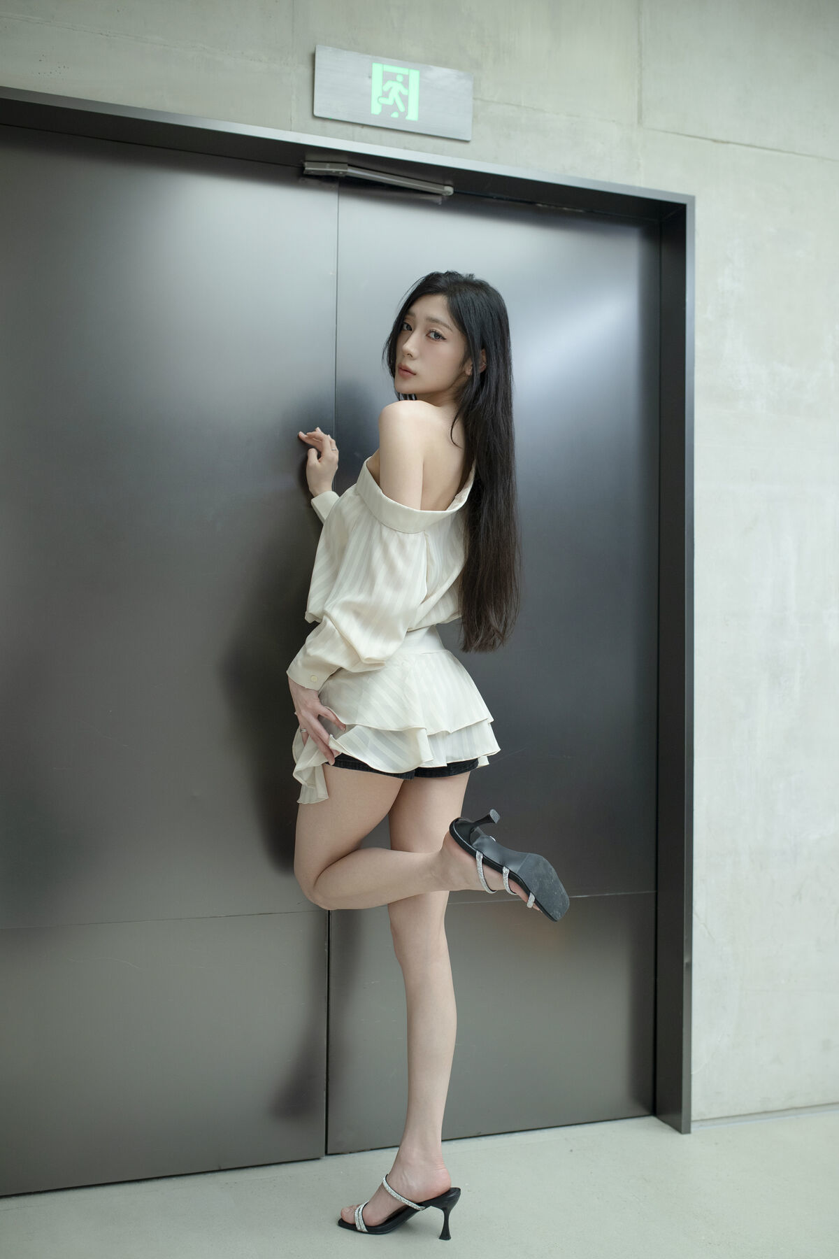 图片[8]-YiTuYu艺图语 Vol.6899 Yfala[23P]-六色网