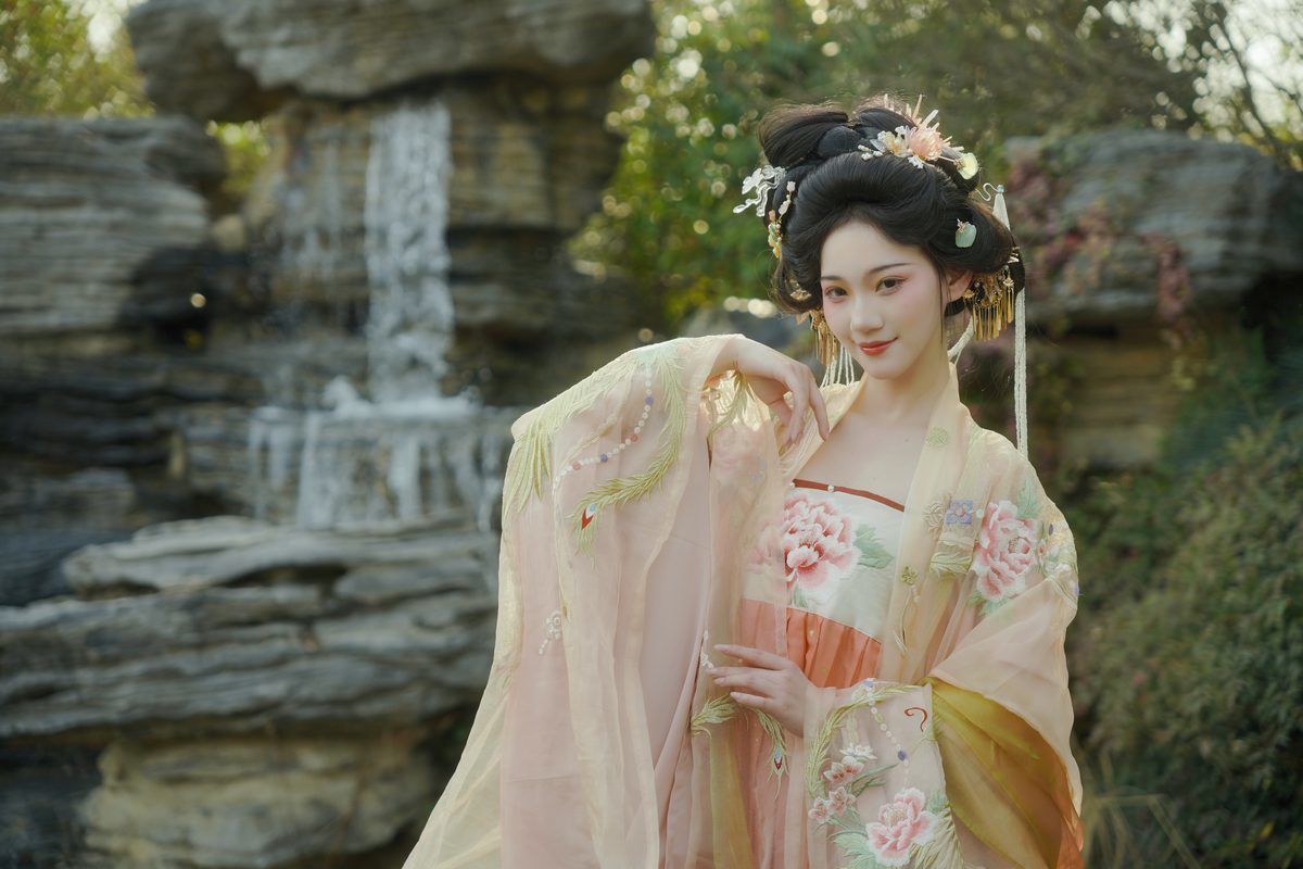 图片[15]-YiTuYu艺图语 Vol.3881 Qin Qin[27P]-六色网