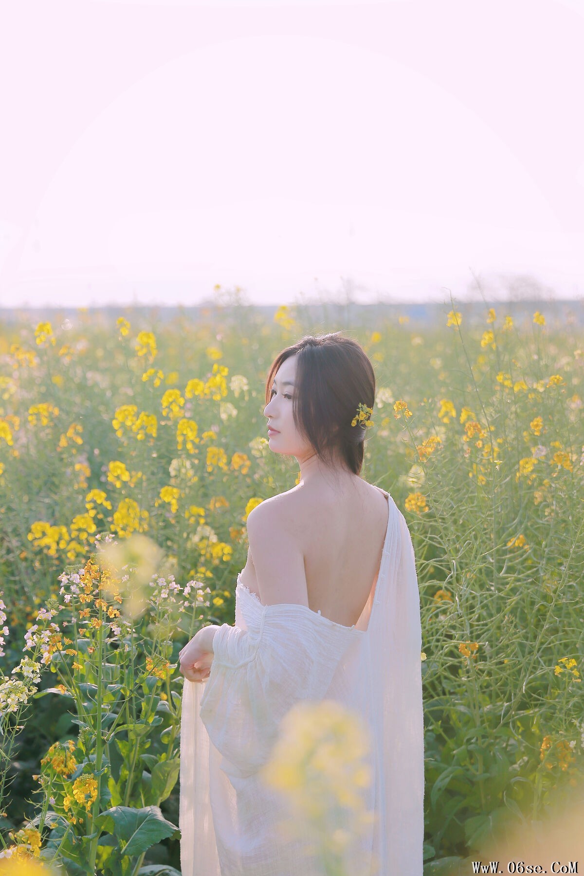 图片[24]-YiTuYu艺图语 Vol.6824 Xiao Xong[28P]-六色网