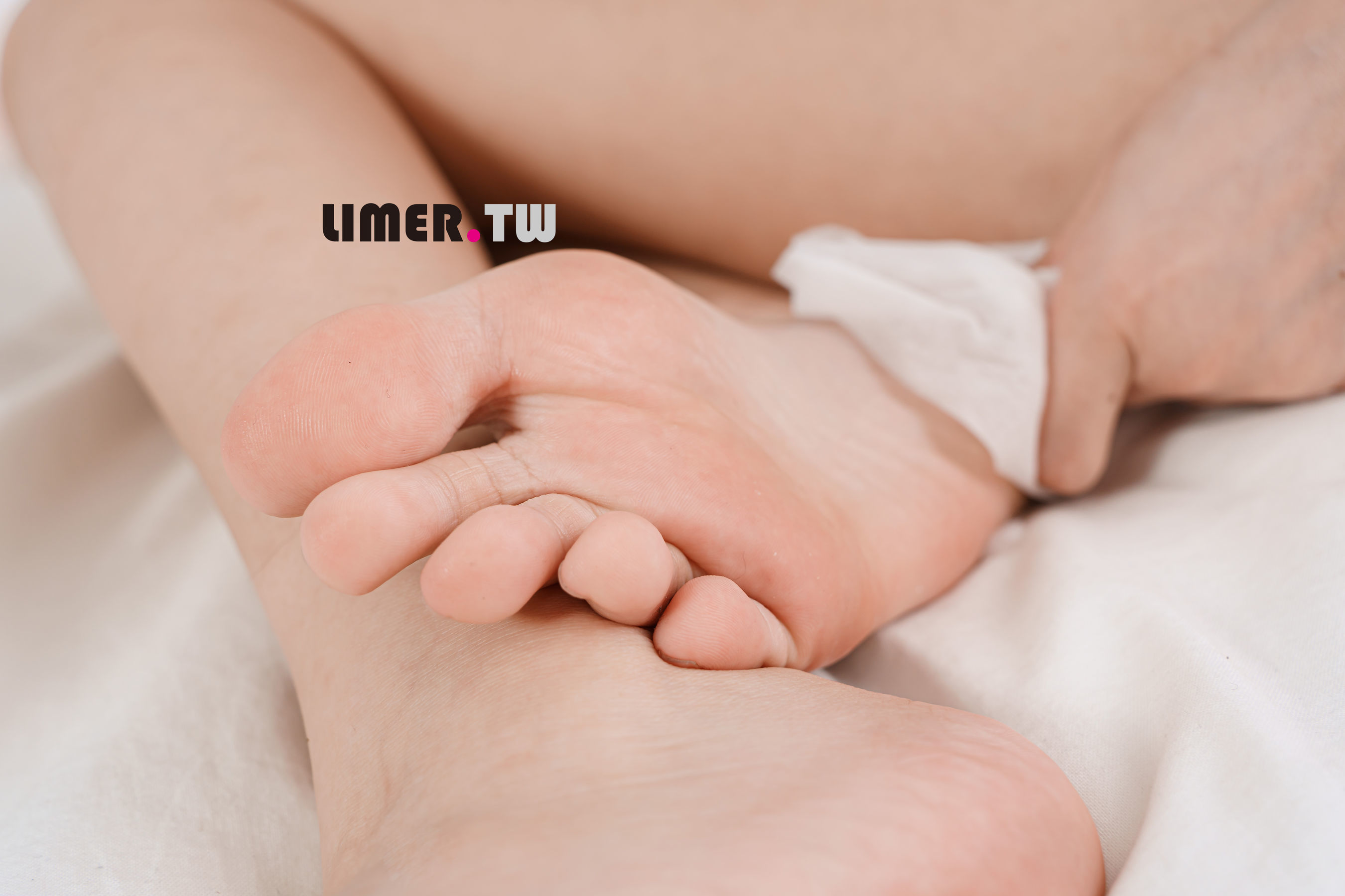 图片[17]-Limerence原创 No.090 7bao 体育服下 裸足＆白丝[86P]-六色网