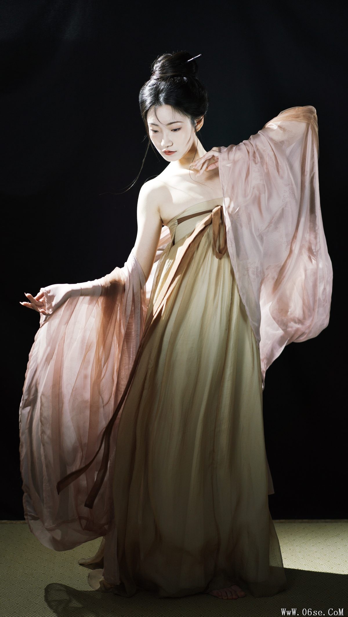 图片[11]-YiTuYu艺图语 Vol.3834 Xiao Jie Mo W[27P]-六色网