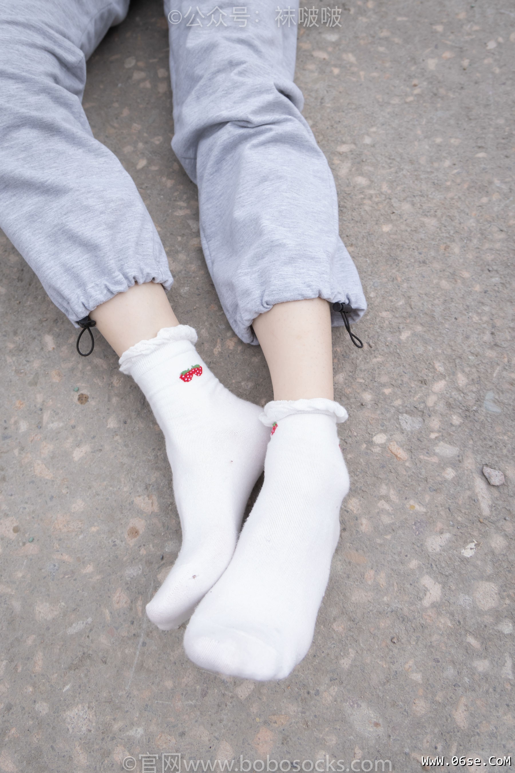 图片[101]-BoBoSocks袜啵啵 No.016 熊熊-斯凯奇运动鞋、棉袜、裸足[147P]-六色网