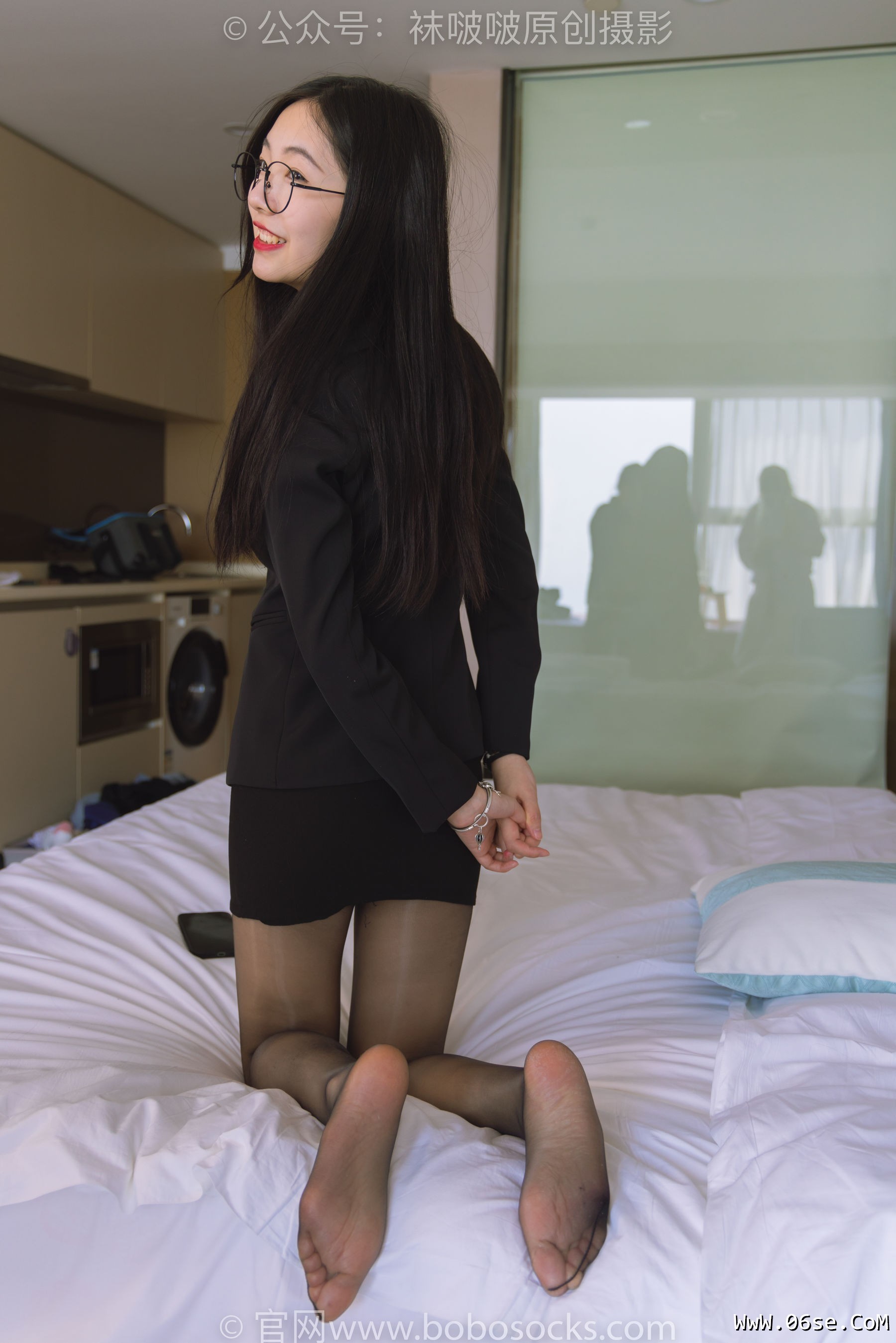 图片[19]-BoBoSocks袜啵啵 No.216 小甜豆-两双高跟鞋、肉丝、油亮黑丝[145P]-六色网