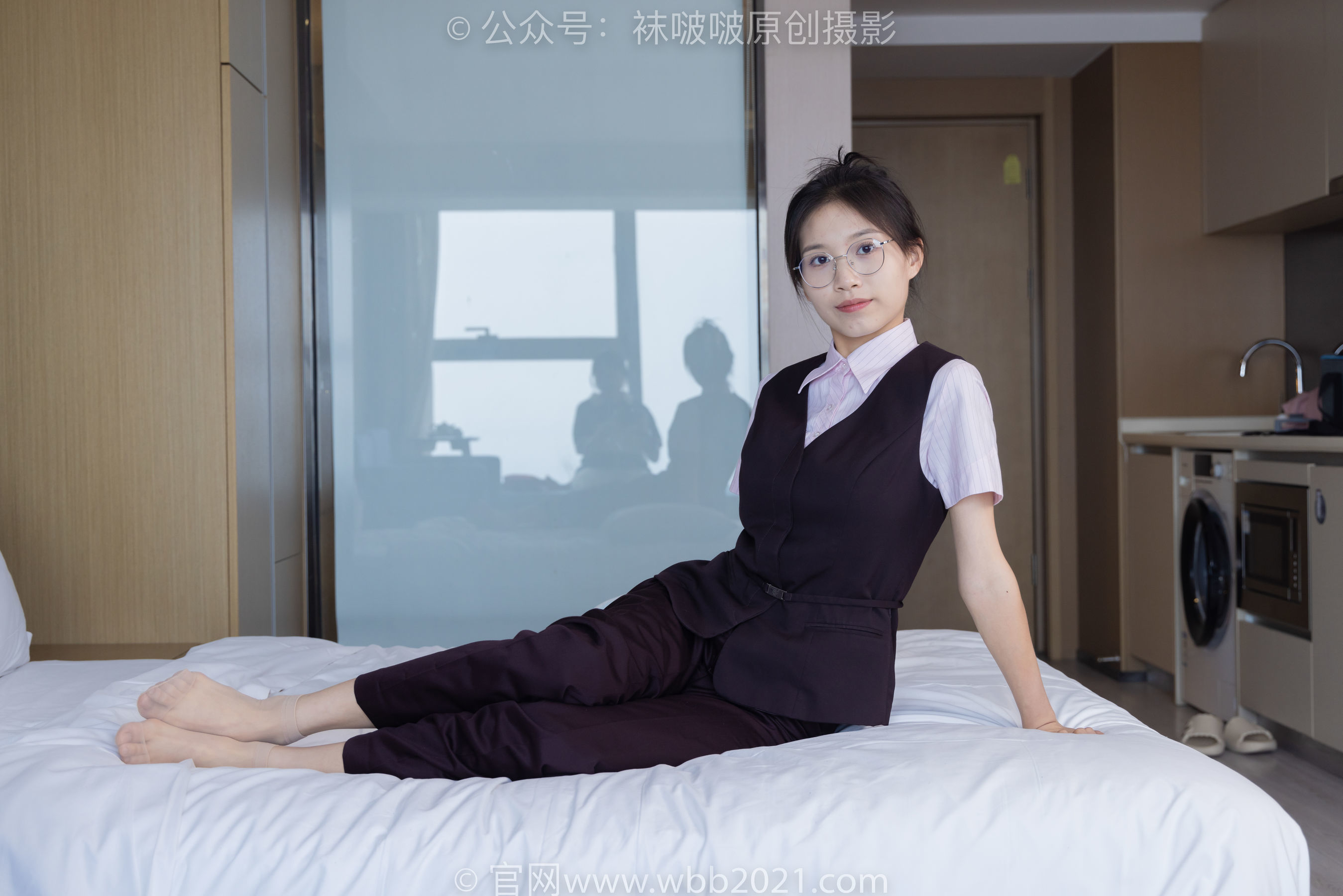 图片[123]-BoBoSocks袜啵啵 No.271 芝士 -平底鞋、短肉丝、银行制服[146P]-六色网