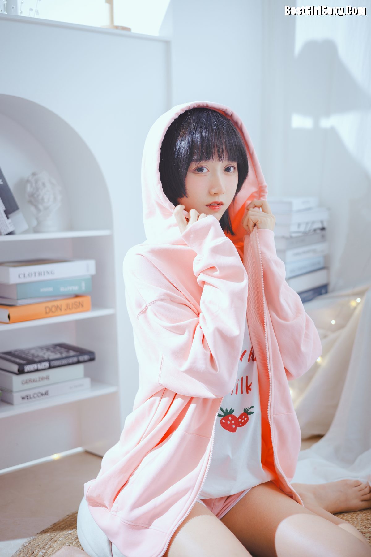 图片[20]-YiTuYu艺图语 Vol.4020 Mu Mian Mian VWV[26P]-六色网