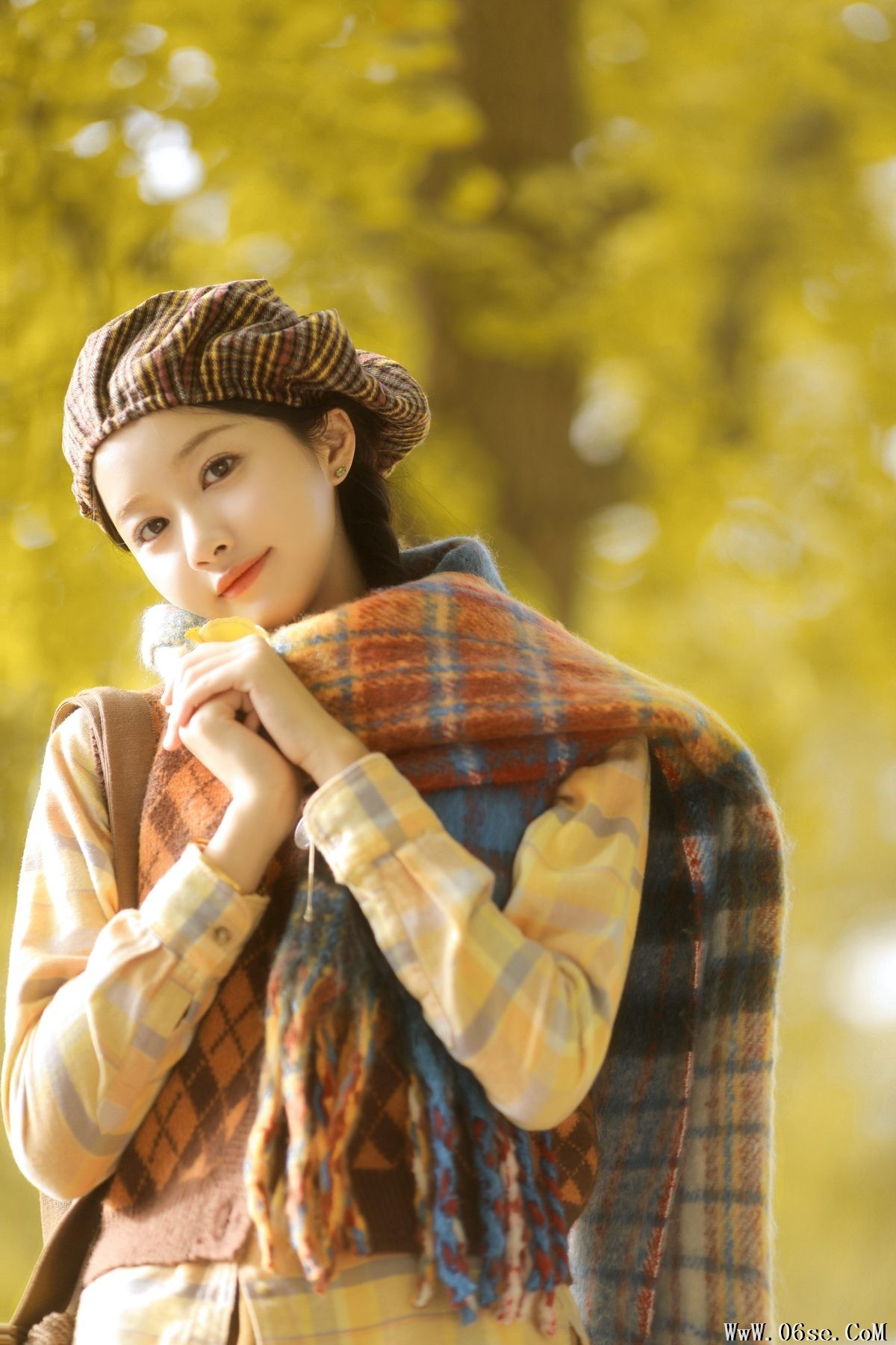 图片[21]-YiTuYu艺图语 Vol.5913 Lou Xin Yue Moon[21P]-六色网