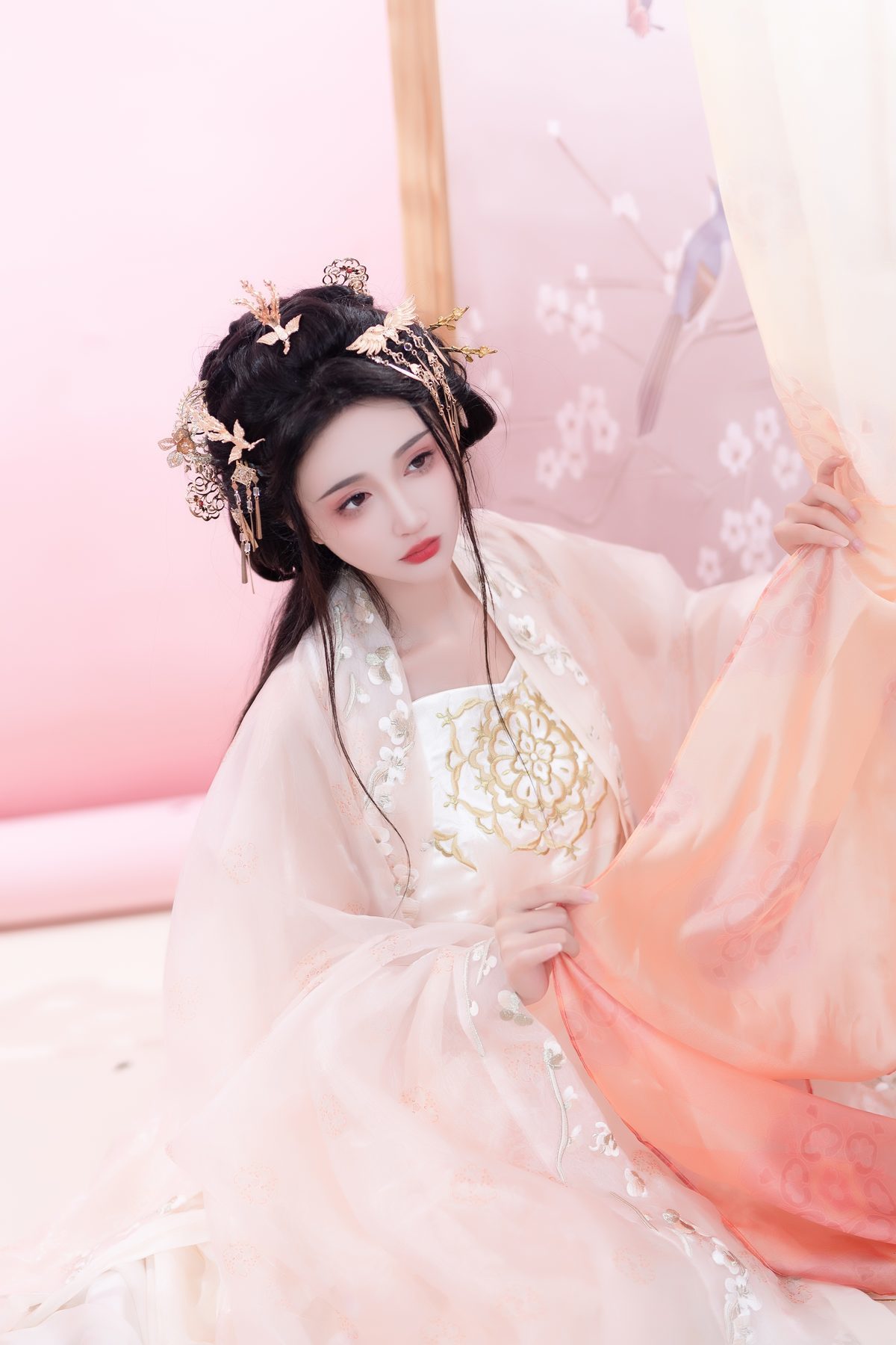 图片[5]-YiTuYu艺图语 Vol.5561 Qi Luo Sheng De Xiao Su Su[28P]-六色网