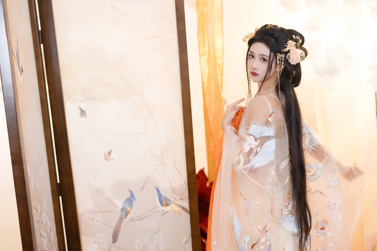 图片[14]-YiTuYu艺图语 Vol.5614 Qi Luo Sheng De Xiao Su Su[29P]-六色网