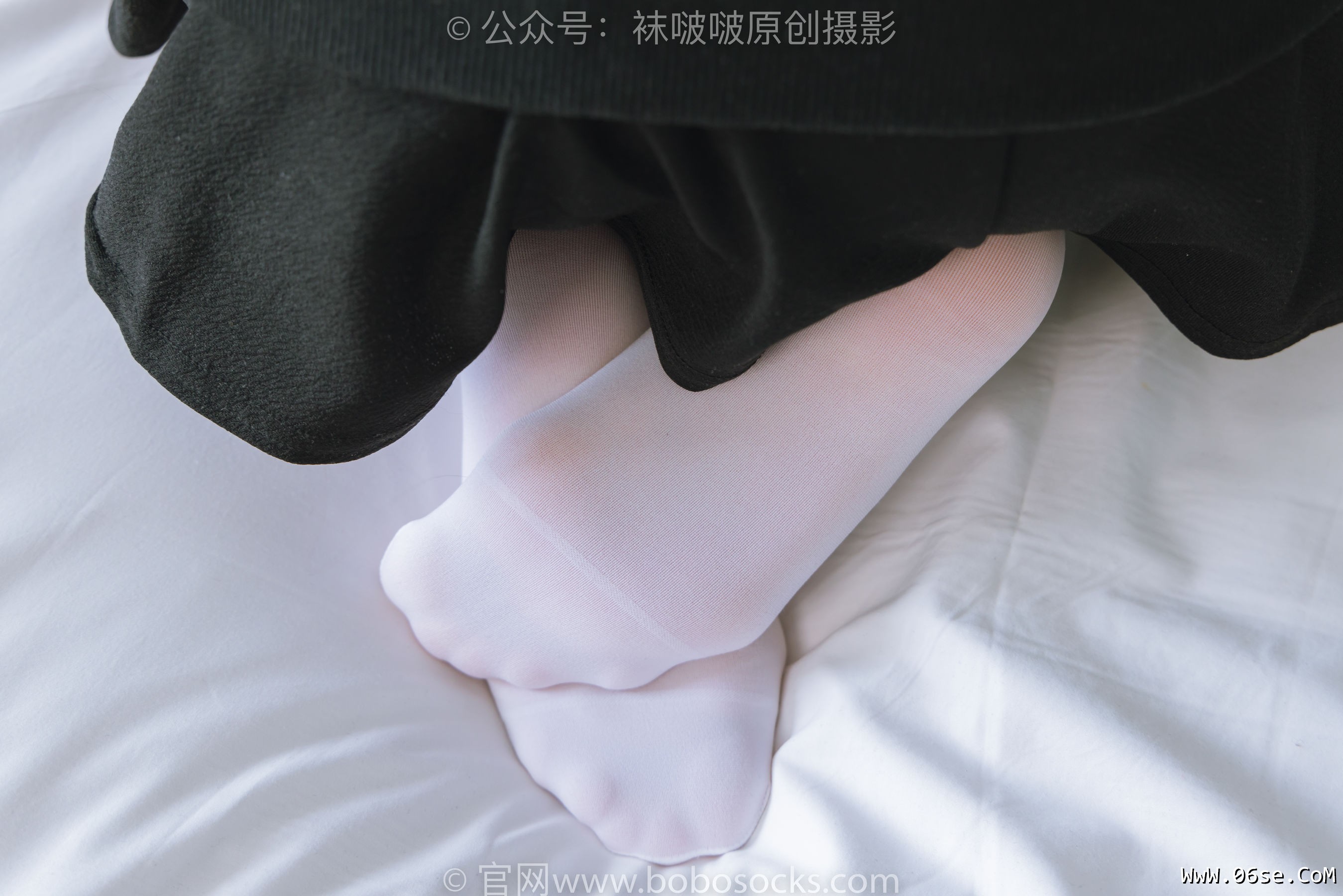 图片[141]-BoBoSocks袜啵啵 No.214 小沫 -黑色运动鞋、厚白丝[142P]-六色网