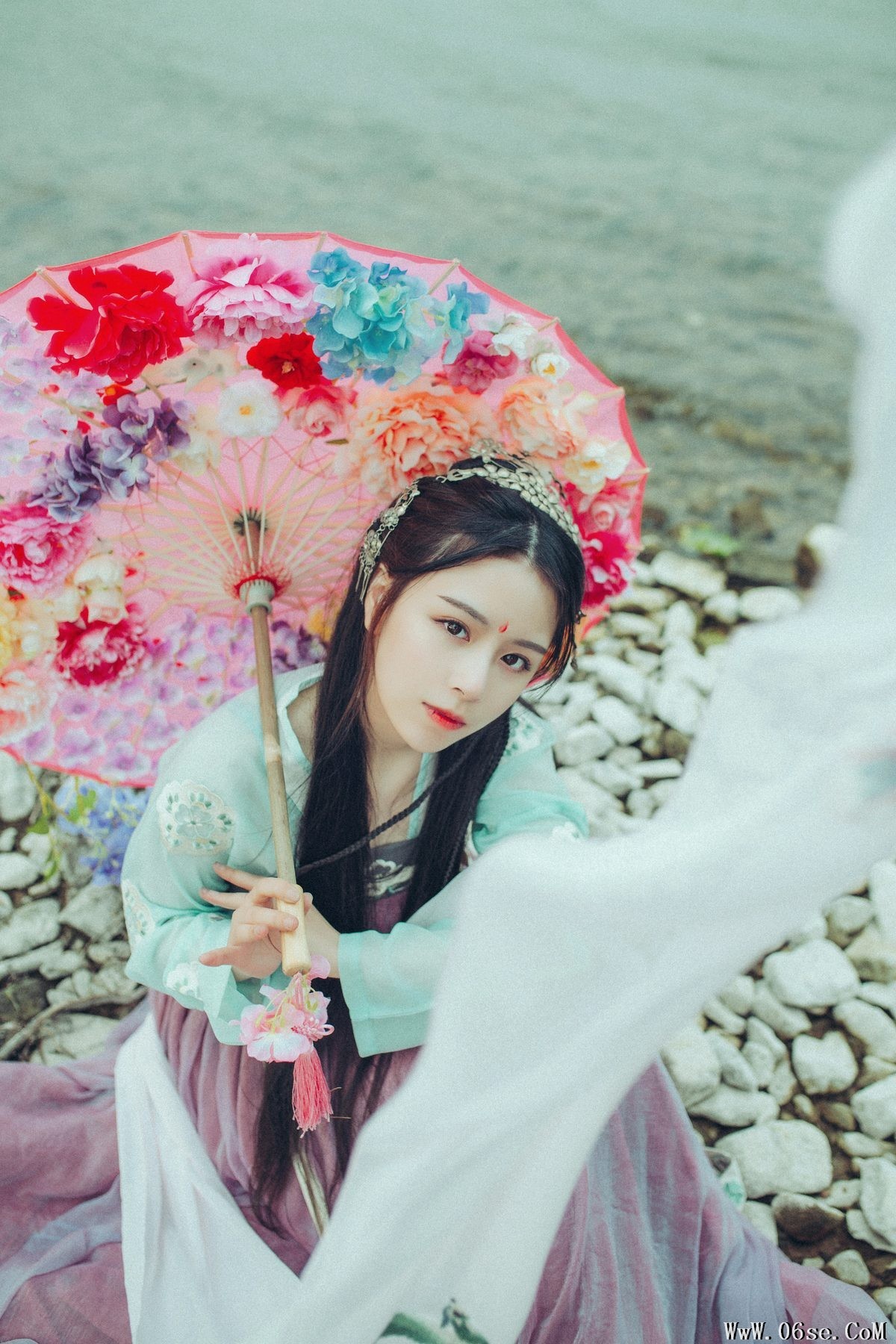 图片[20]-YiTuYu艺图语 Vol.4149 Gong Zi Bu Huai[37P]-六色网