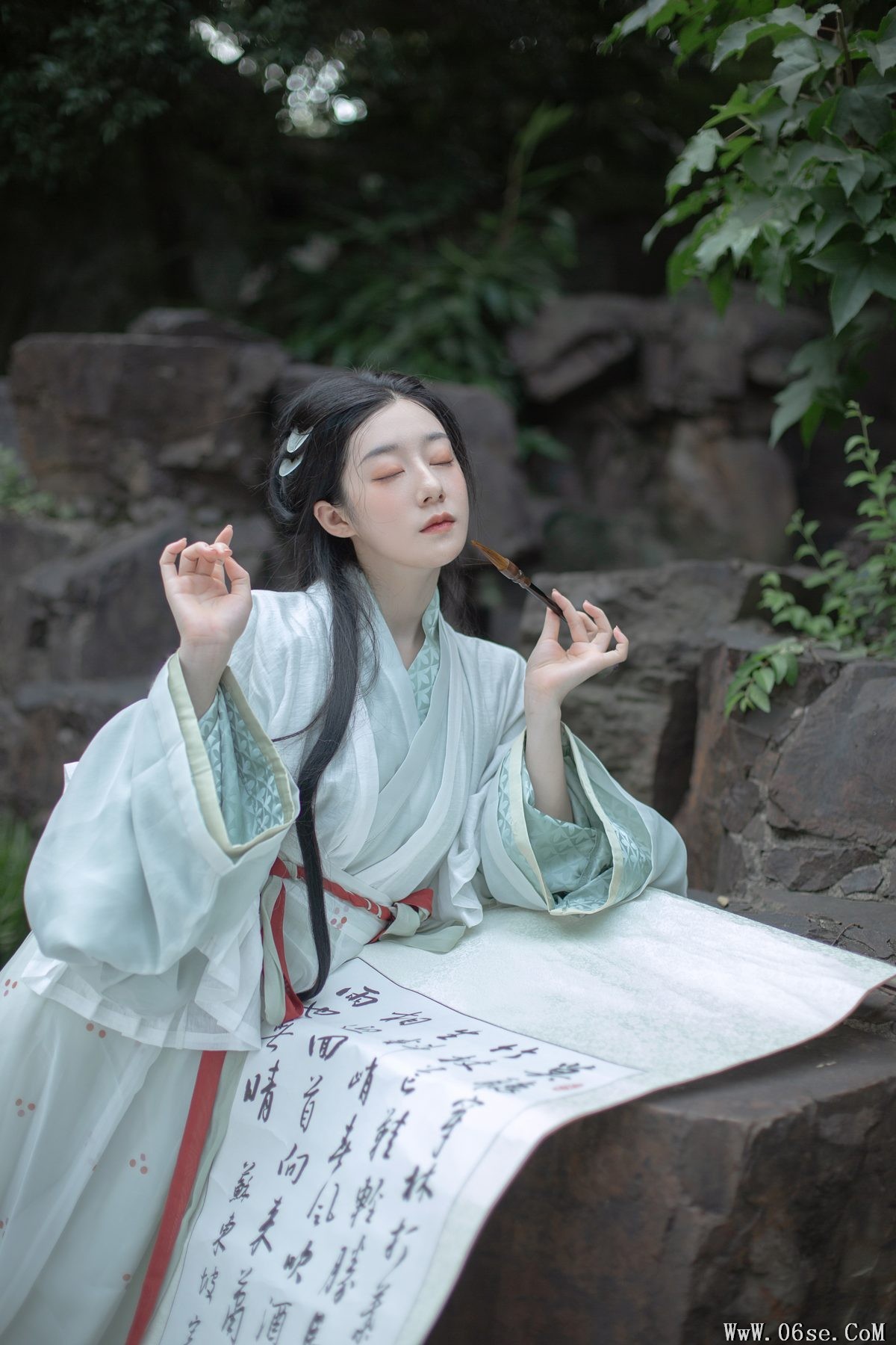 图片[17]-YiTuYu艺图语 Vol.3452 Feng Yi[27P]-六色网