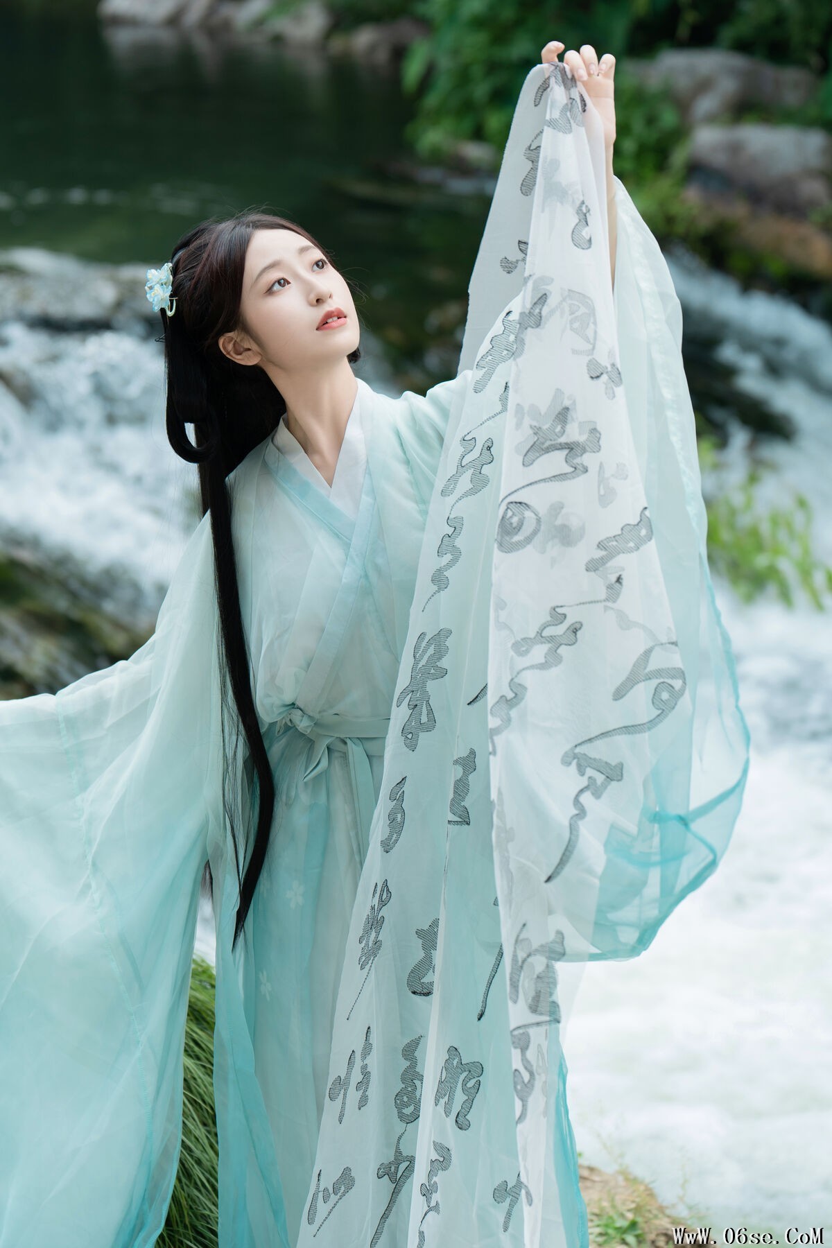 图片[20]-YiTuYu艺图语 Vol.7205 Xiao He[24P]-六色网