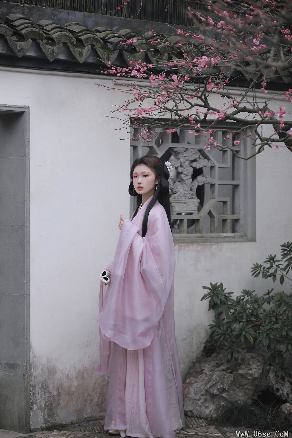 图片[15]-YiTuYu艺图语 Vol.7097 Qin Qin[33P]-六色网