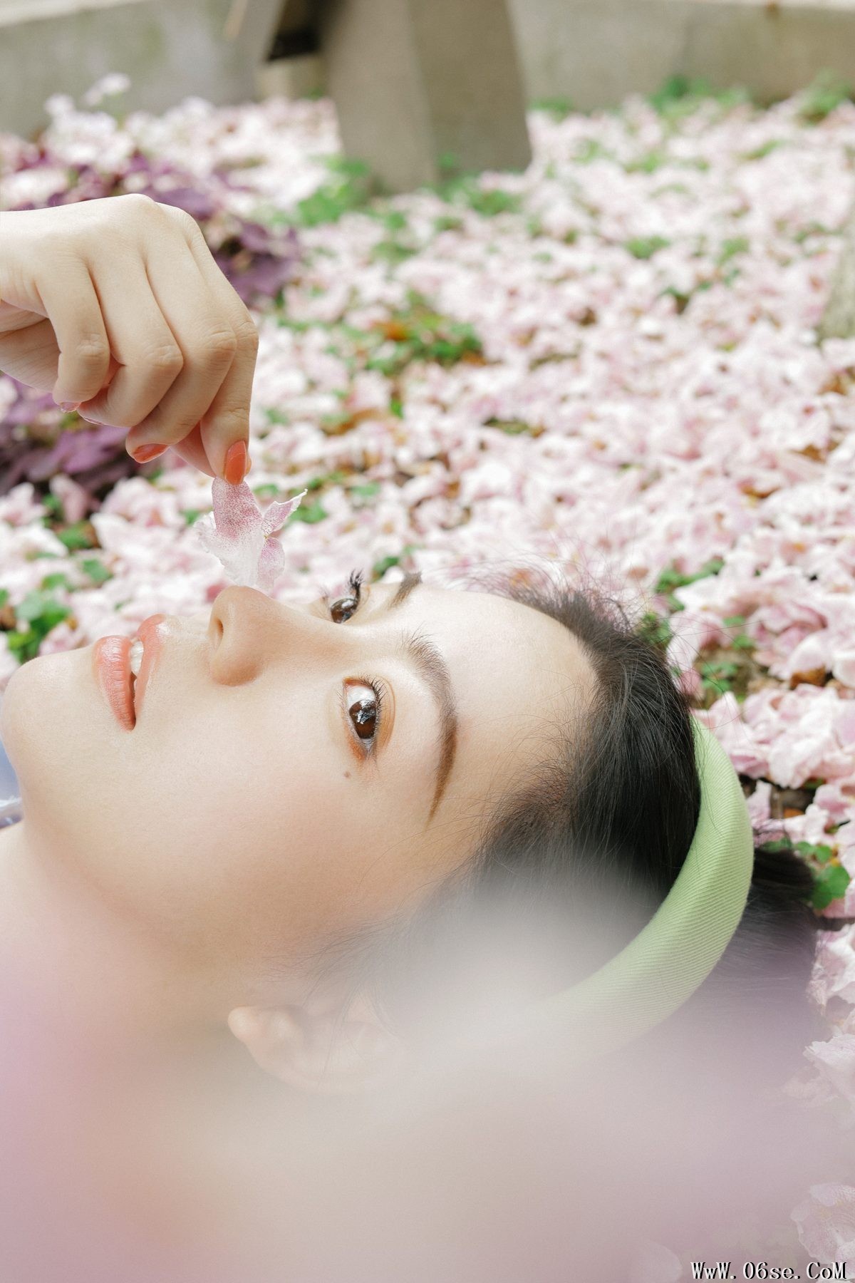 图片[16]-YiTuYu艺图语 Vol.4445 Jing Jing[34P]-六色网