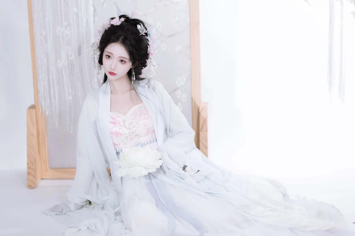 图片[15]-[艺图语]2024.06.27 Vol.3077 – 何妨 [26P]-六色网