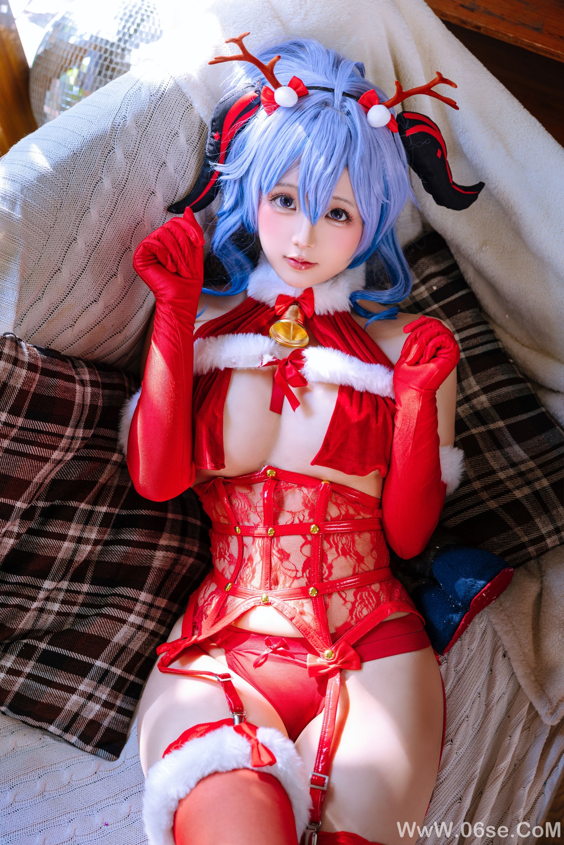图片[18]-Cosplay日奈娇 – 甘雨圣诞[34P]-六色网