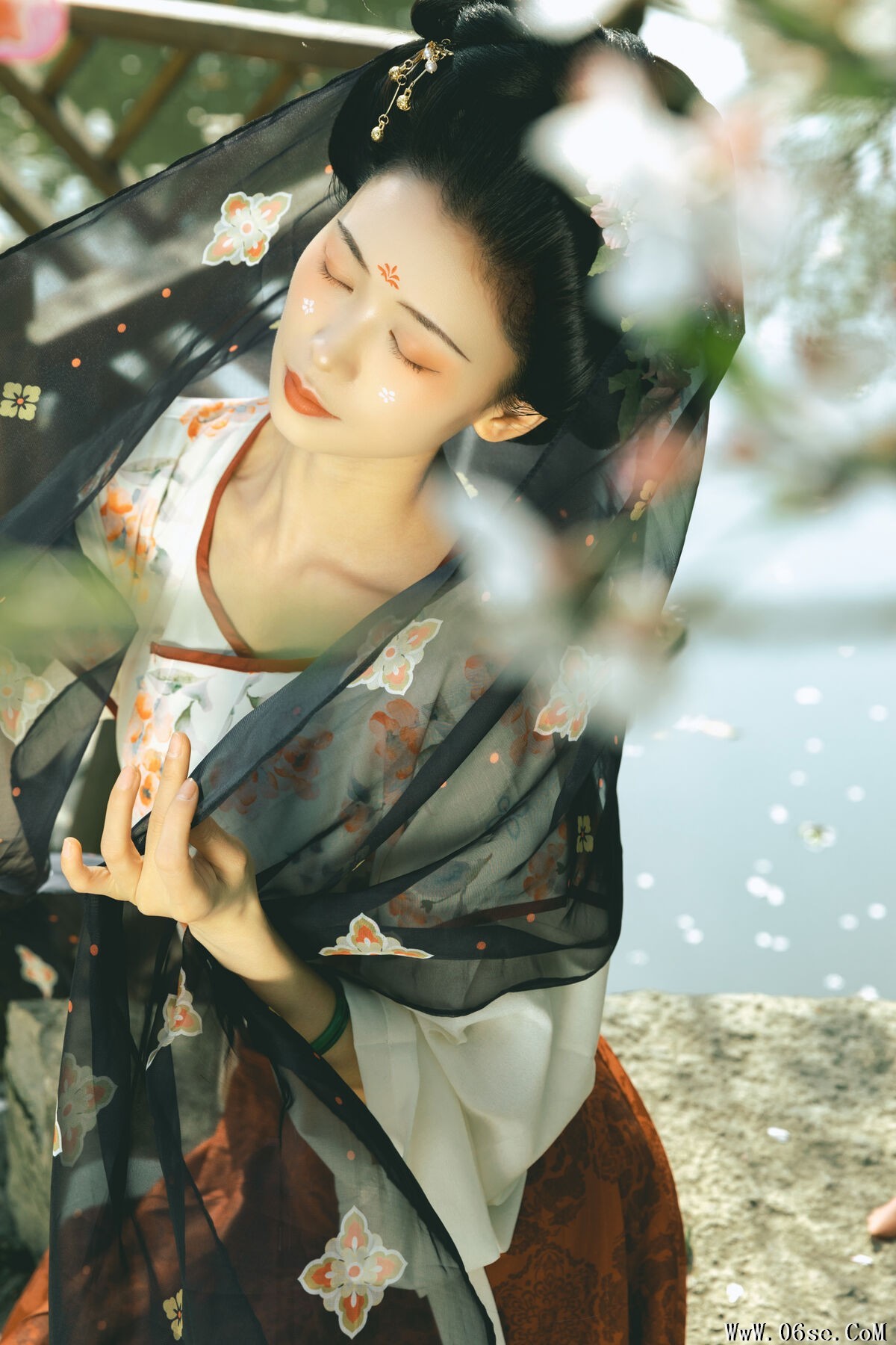 图片[19]-YiTuYu艺图语 Vol.7093 Ji Xiang Xiang[25P]-六色网