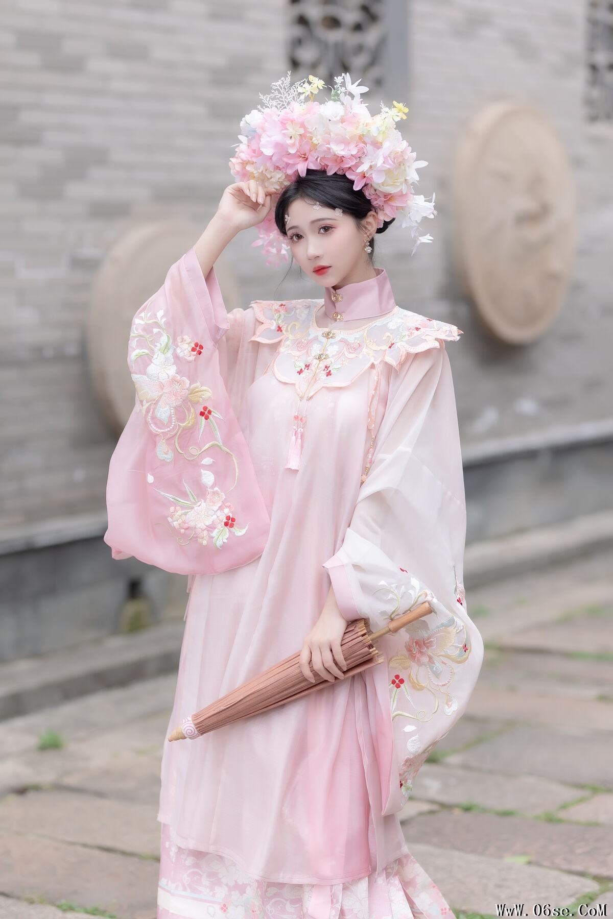 图片[17]-YiTuYu艺图语 Vol.7231 Qi Luo Sheng De Xiao Su Su[24P]-六色网