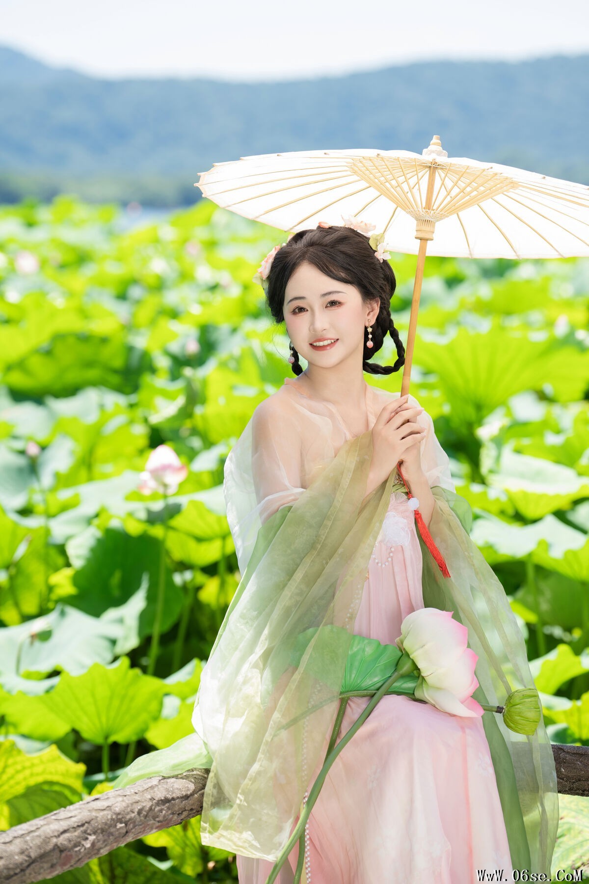 图片[25]-YiTuYu艺图语 Vol.7550 Jiao Yi Zhi Sui Sui[26P]-六色网