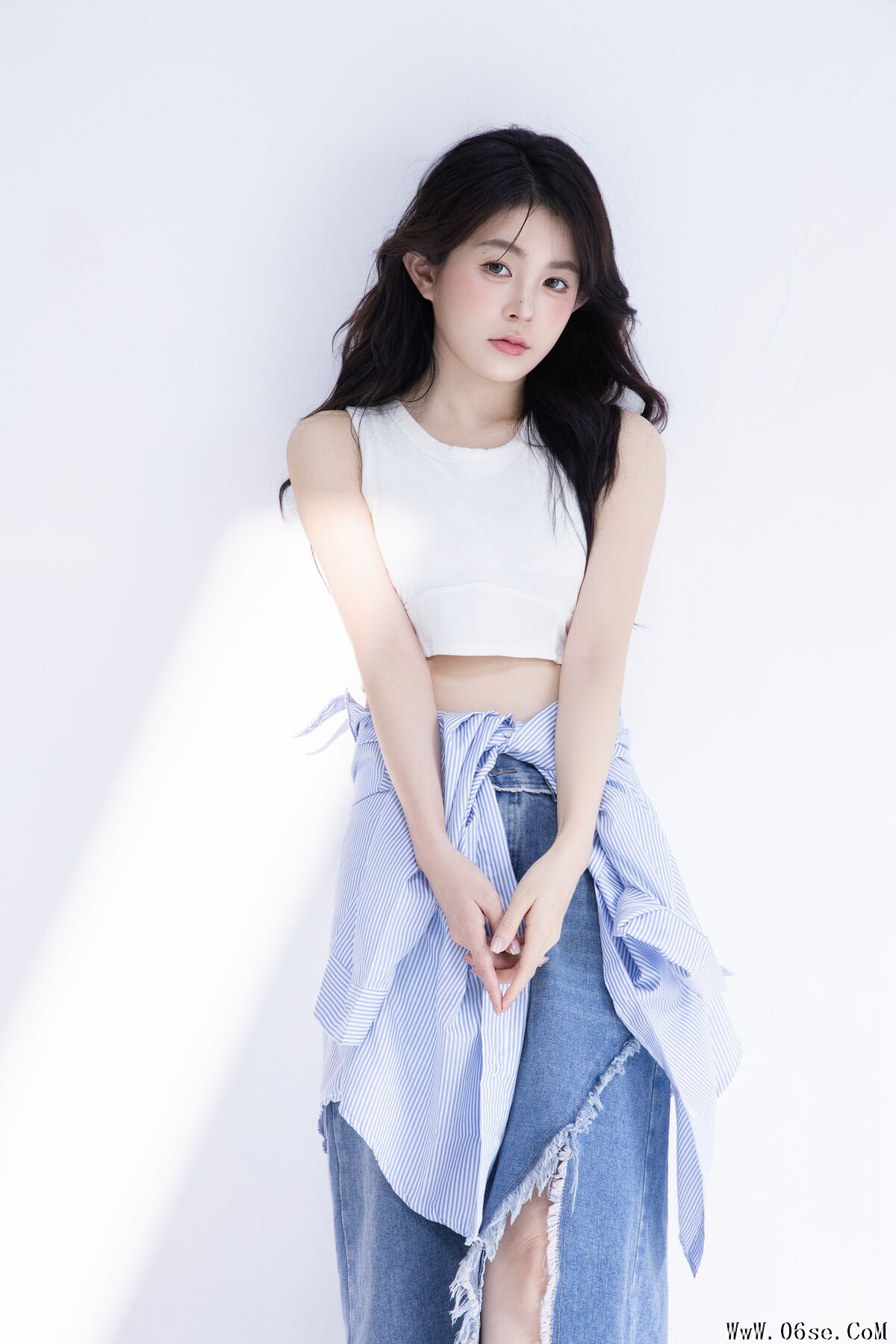 图片[21]-YiTuYu艺图语 Vol.7596 Luo Xin Xin[26P]-六色网