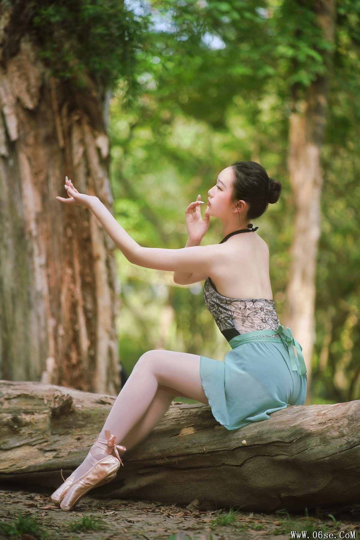 图片[34]-YiTuYu艺图语 Vol.4386 Jia Yi[45P]-六色网