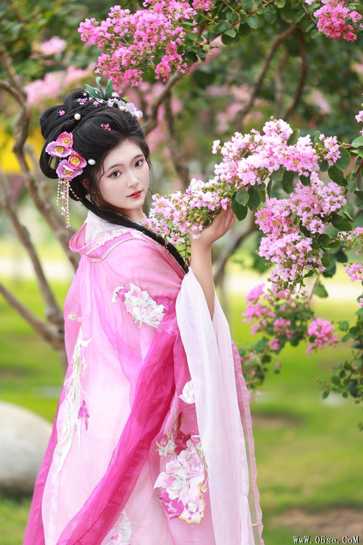 图片[25]-YiTuYu艺图语 Vol.5377 KaiLin Jiang[48P]-六色网