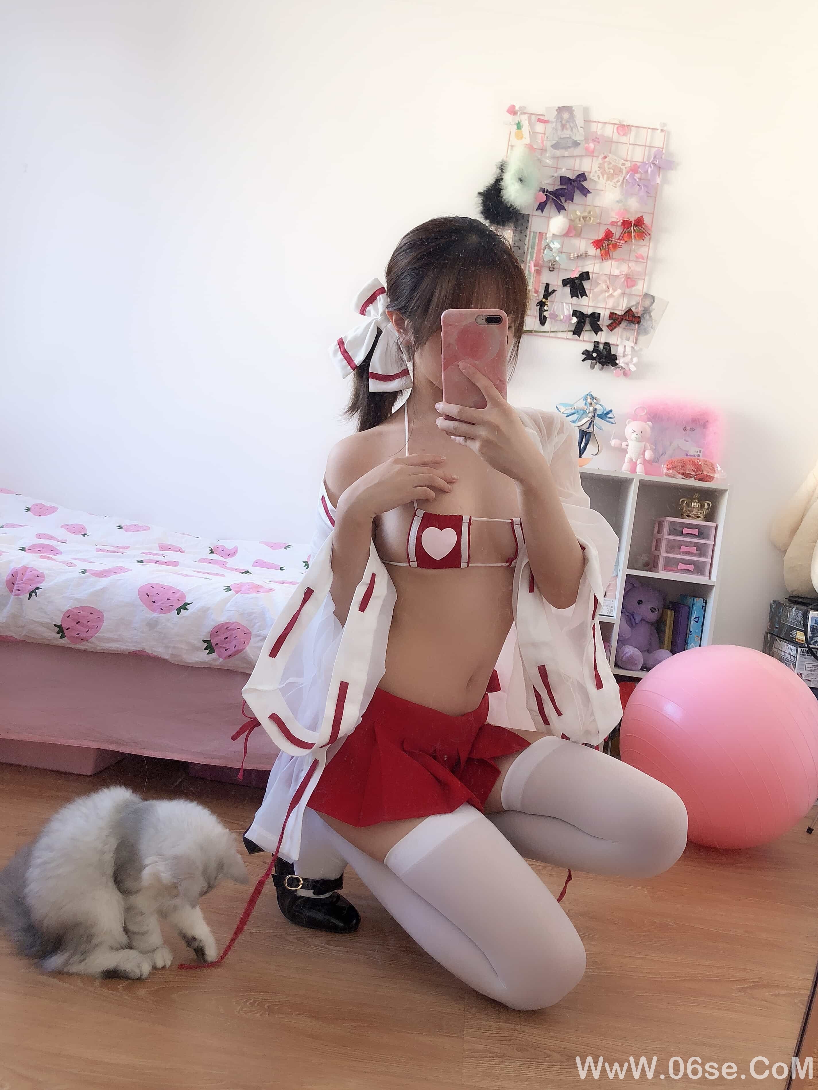 图片[16]-雯妹不讲道理 – 1号本 巫女[17P]-六色网
