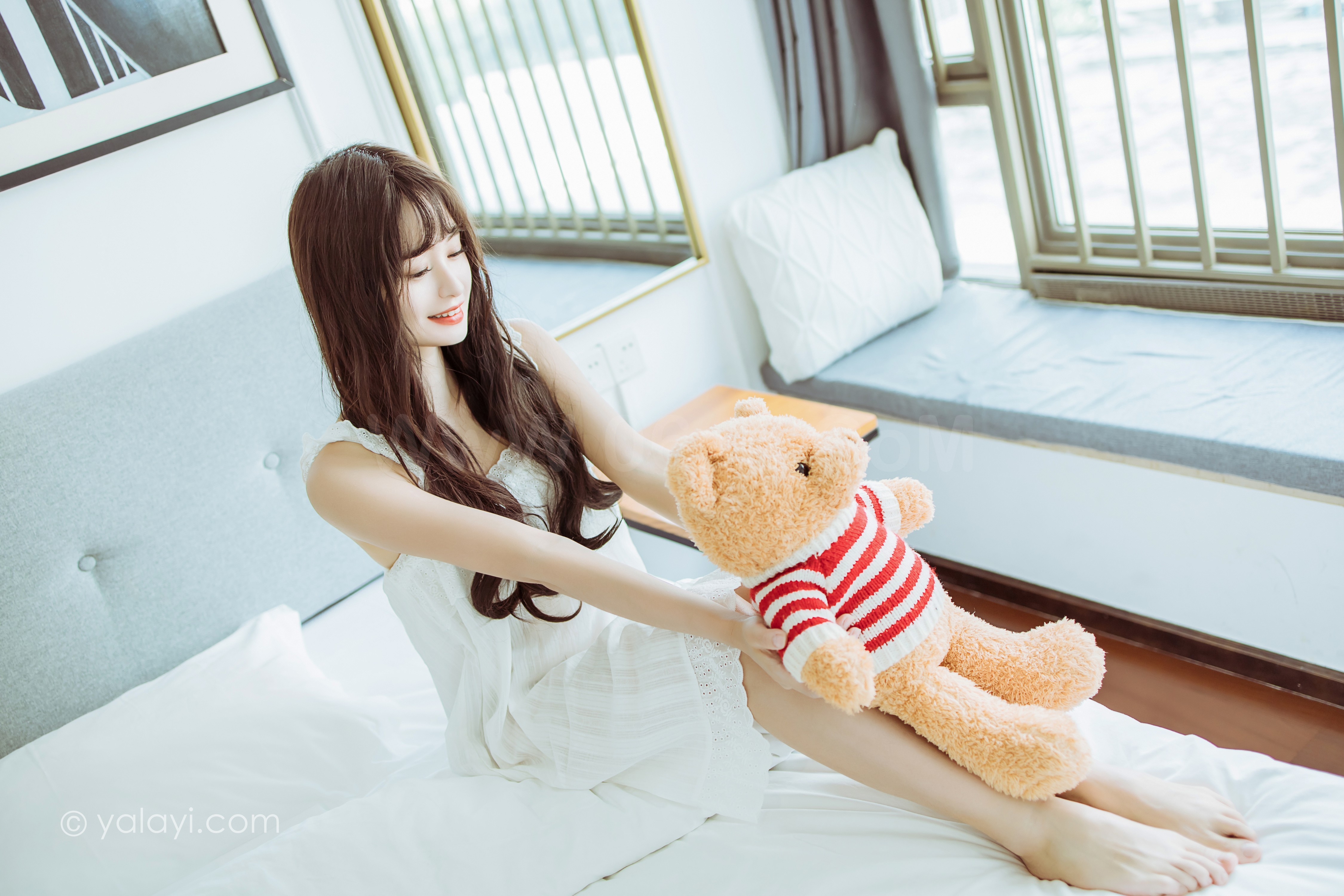 图片[23]-雅拉伊 – 小亭《静思》[42P]-六色网