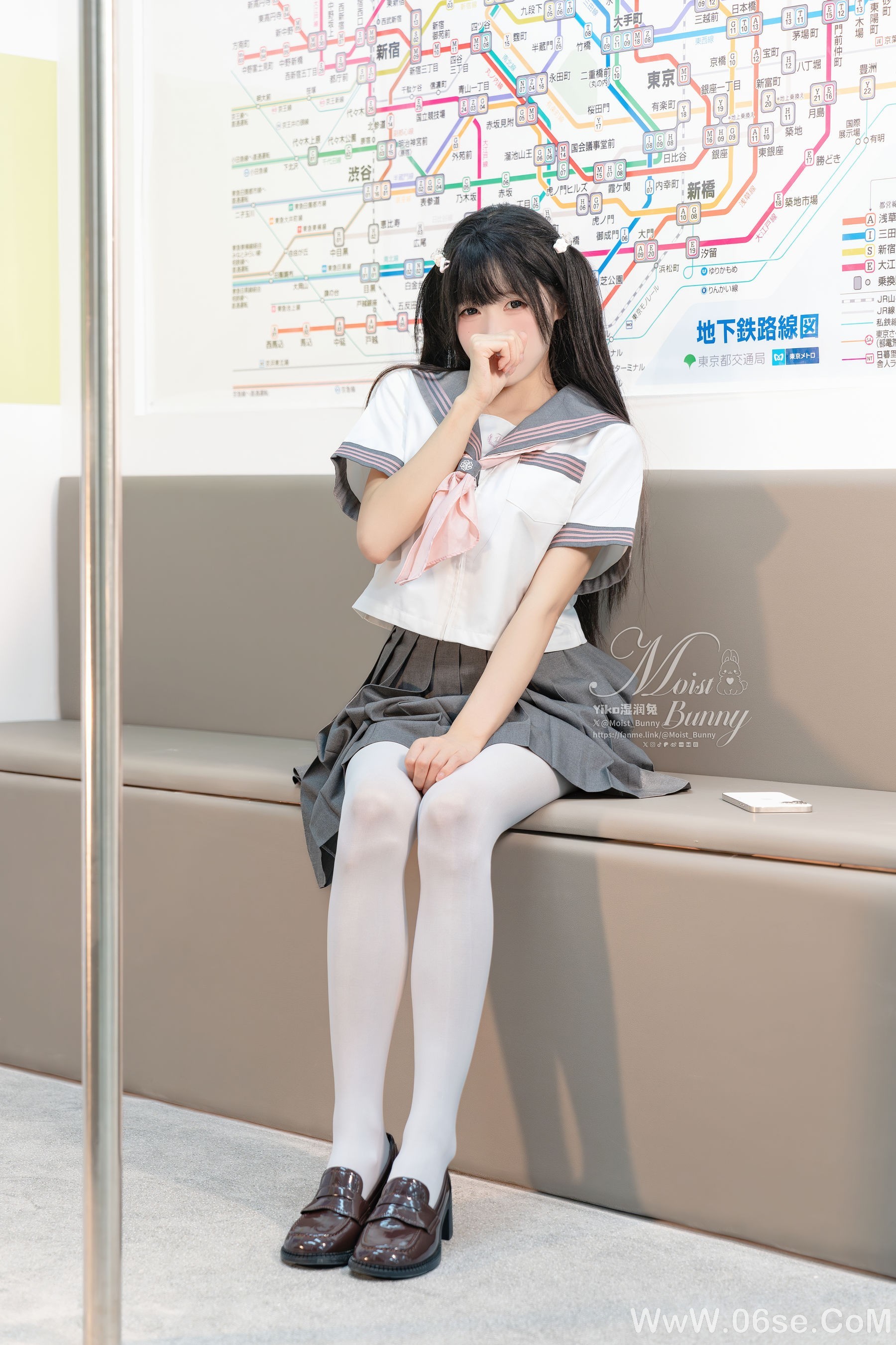 图片[10]-咬一口兔娘 – 地铁萌妹[88P]-六色网