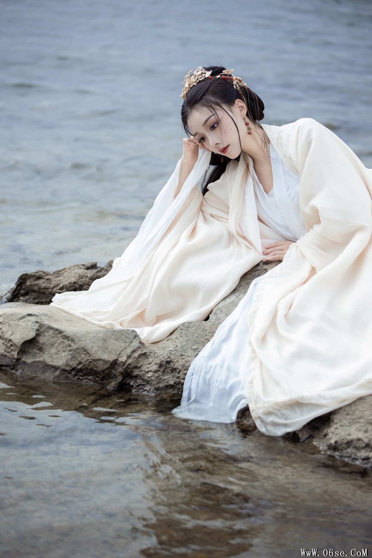 图片[32]-YiTuYu艺图语 Vol.6137 Qiqi[39P]-六色网