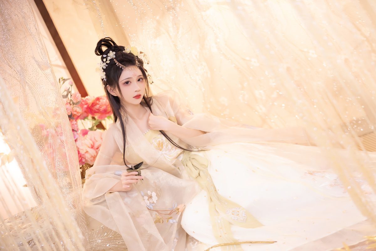 图片[29]-YiTuYu艺图语 Vol.3498 Qi Luo Sheng De Xiao Su Su[31P]-六色网