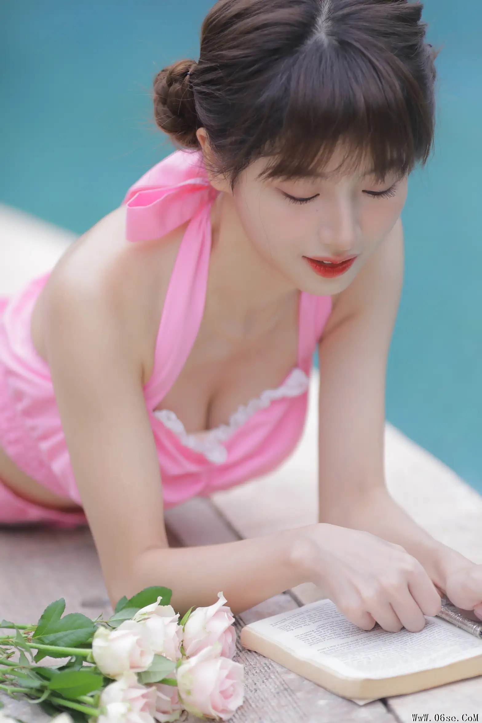 图片[20]-[艺图语] 2022.11.21 Vol.2488 – 粉色背带裤 [32P]-六色网