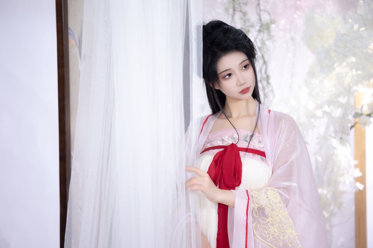 图片[13]-YiTuYu艺图语 Vol.4146 Qi Luo Sheng De Xiao Su Su[27P]-六色网
