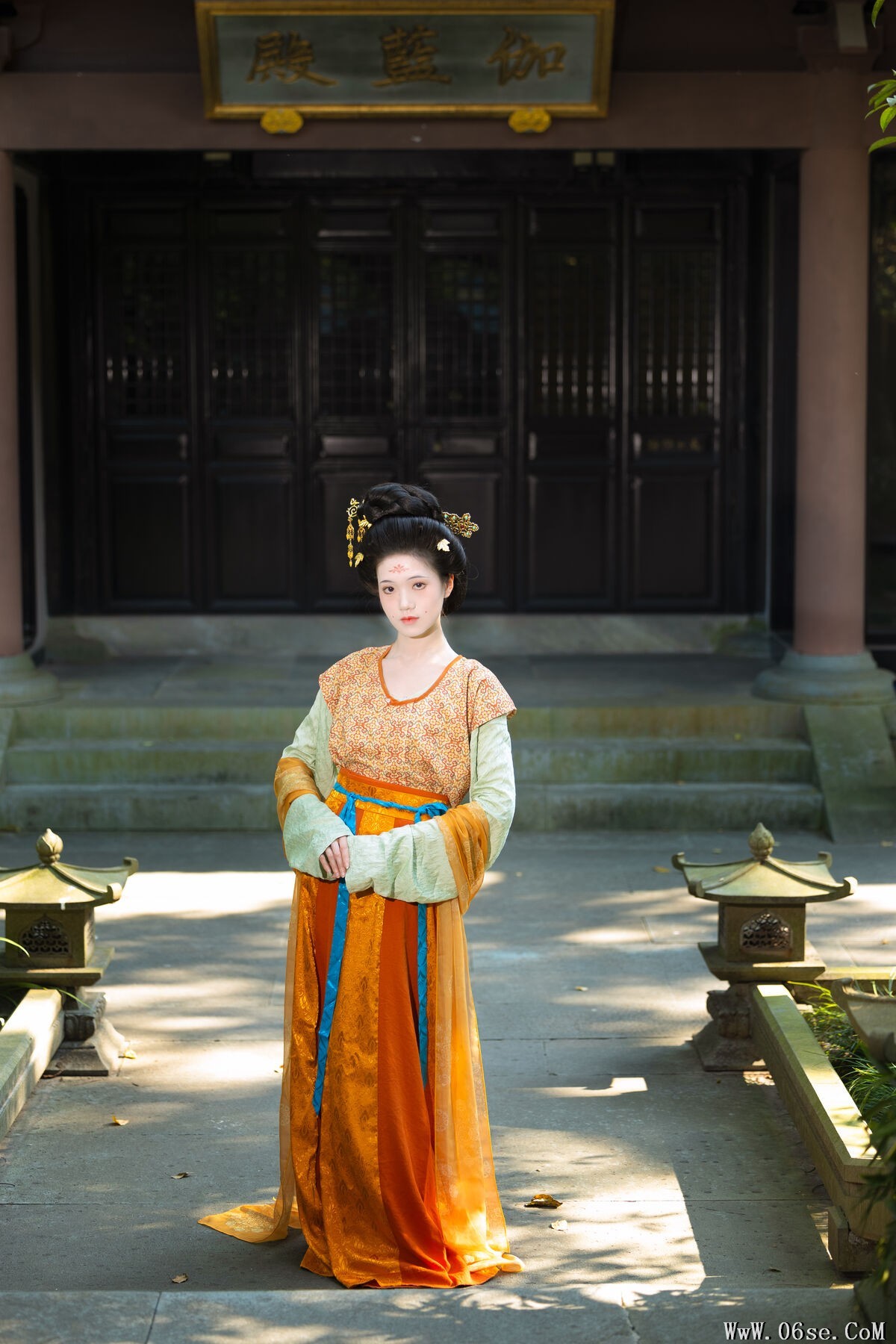 图片[6]-YiTuYu艺图语 Vol.7700 Yu Qing[23P]-六色网