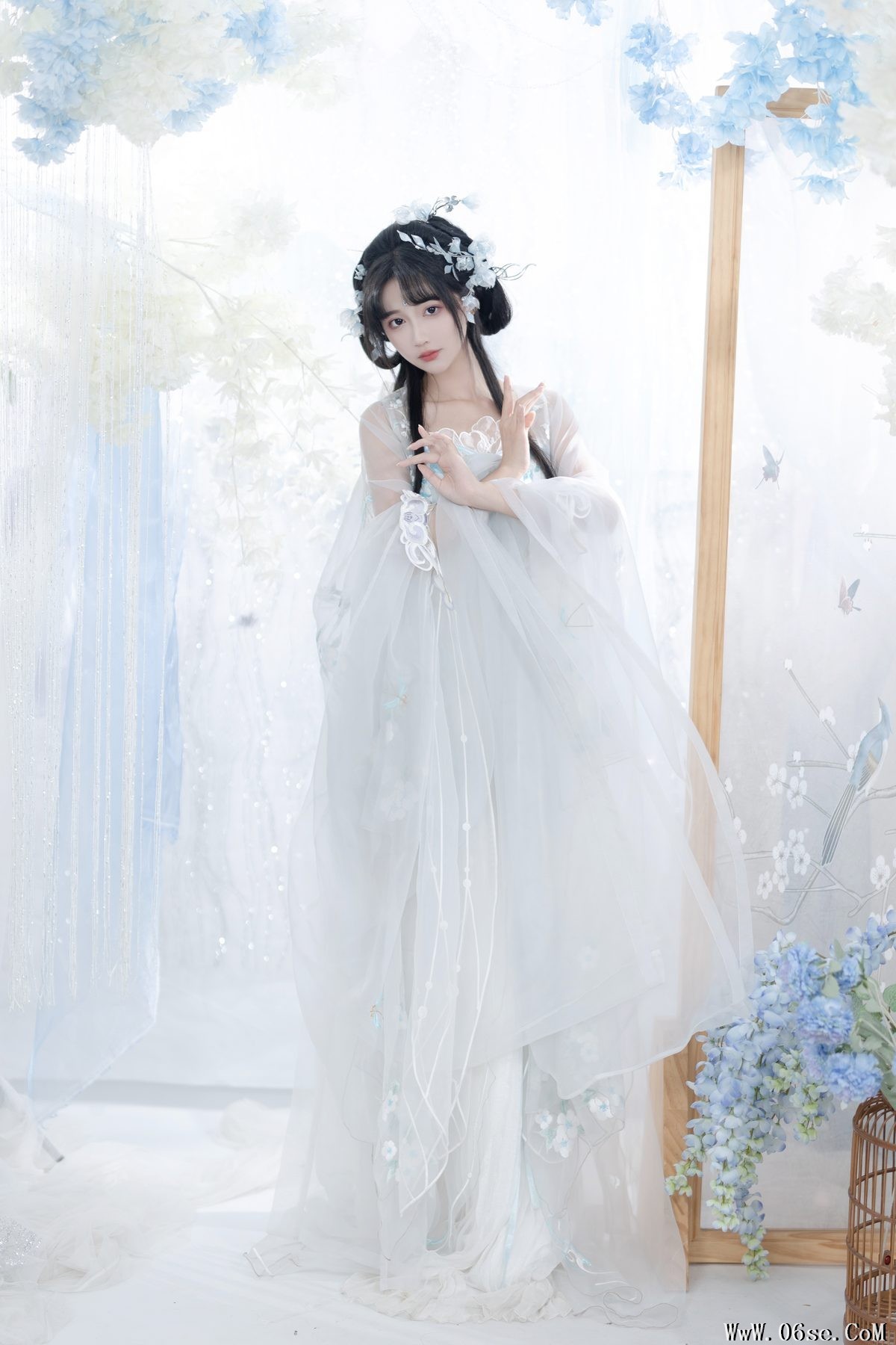 图片[4]-YiTuYu艺图语 Vol.5647 Qi Luo Sheng De Xiao Su Su[27P]-六色网