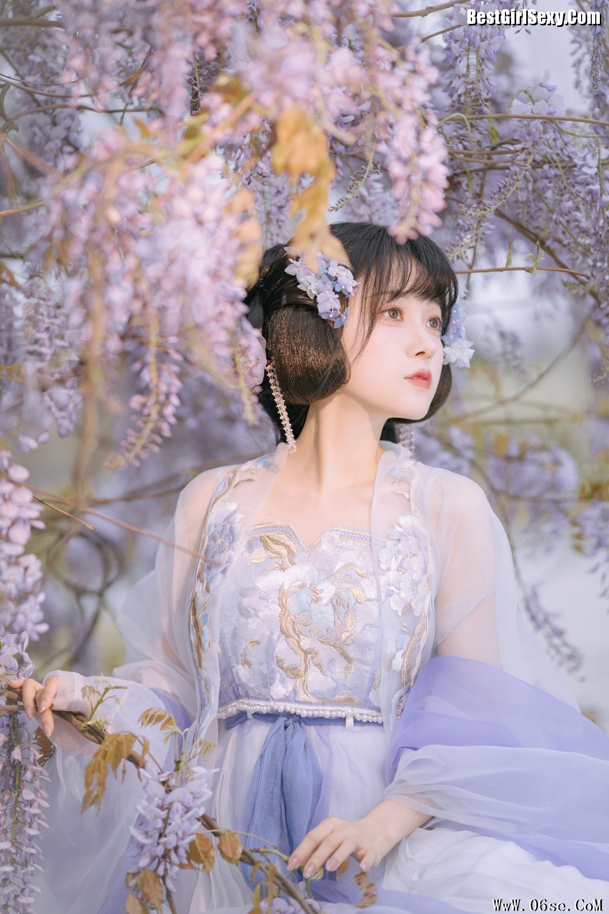 图片[10]-YiTuYu艺图语 Vol.4111 Me La Kong Que[21P]-六色网