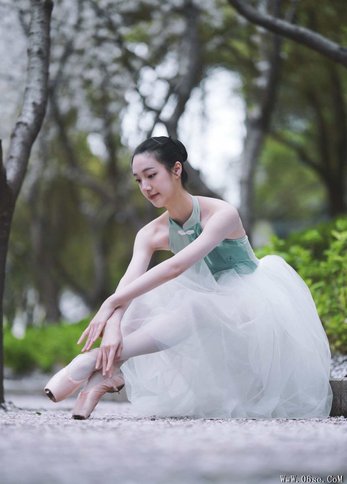 图片[24]-YiTuYu艺图语 Vol.6883 Xiao Xong[25P]-六色网