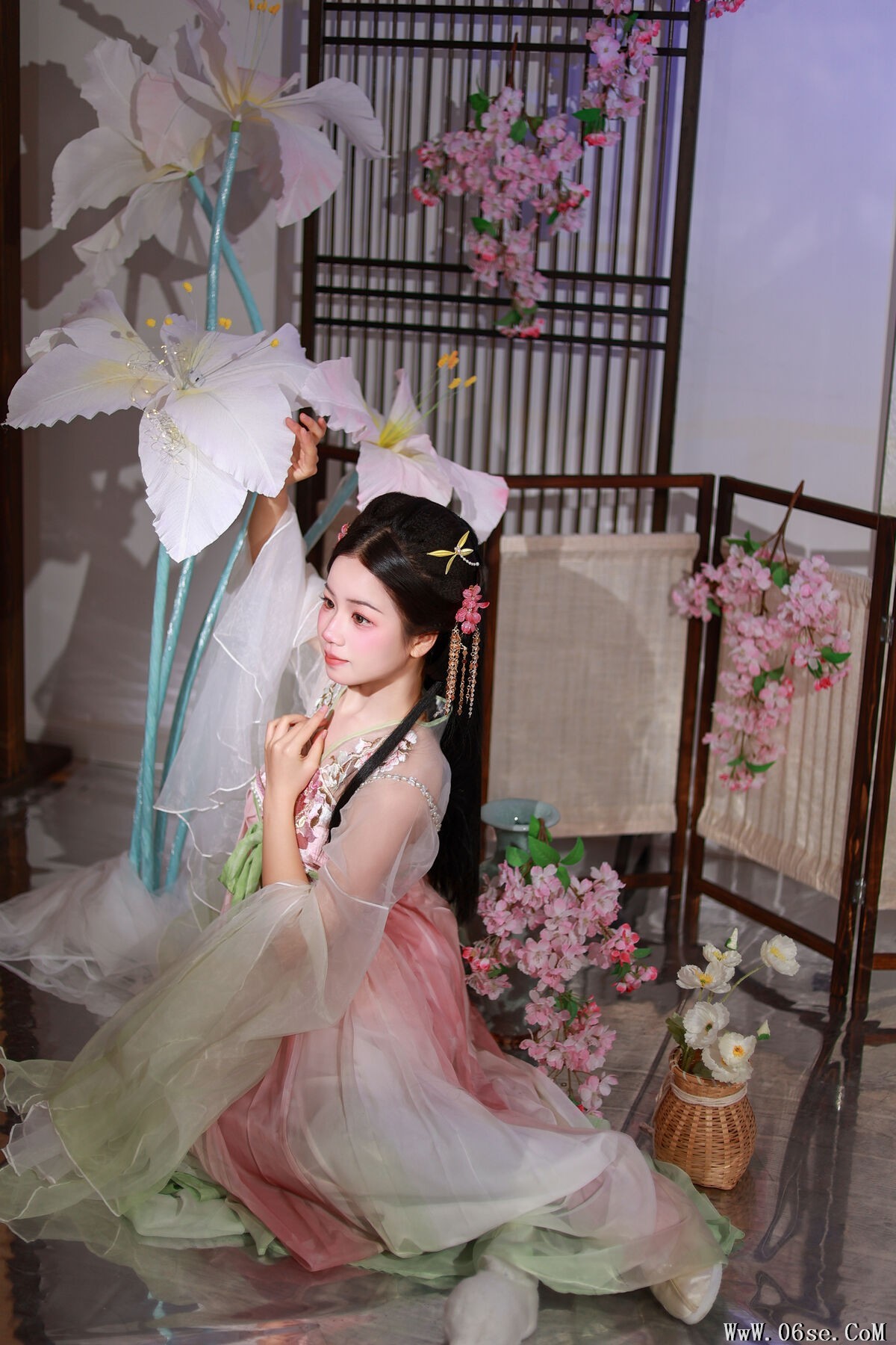 图片[25]-YiTuYu艺图语 Vol.6862 Xiao Du Tong Xue[29P]-六色网