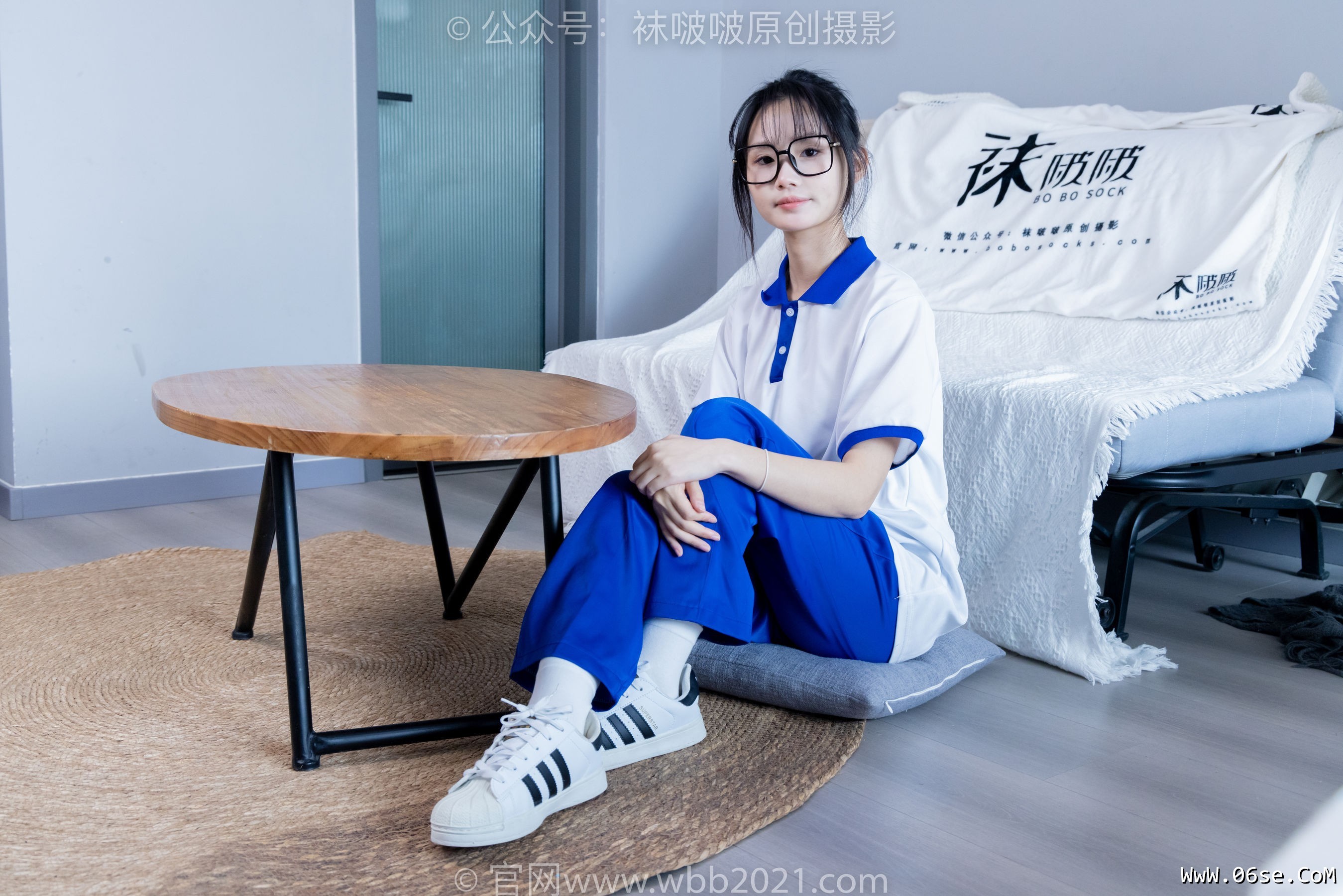 图片[101]-BoBoSocks袜啵啵 No.351 甜甜圈 -板鞋、白棉袜、肉丝、校服裤里丝[150P]-六色网