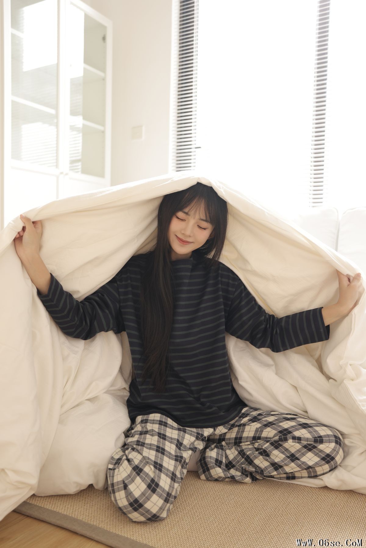 图片[14]-YiTuYu艺图语 Vol.3249 Li Li Zai W[31P]-六色网