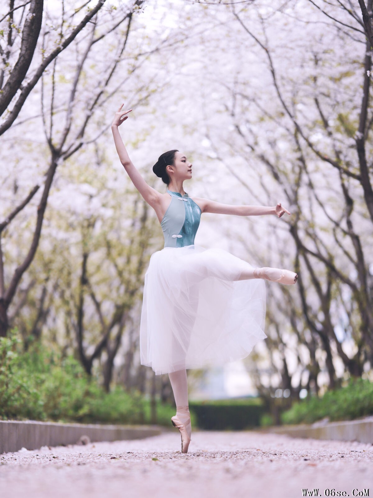 图片[9]-YiTuYu艺图语 Vol.6883 Xiao Xong[25P]-六色网