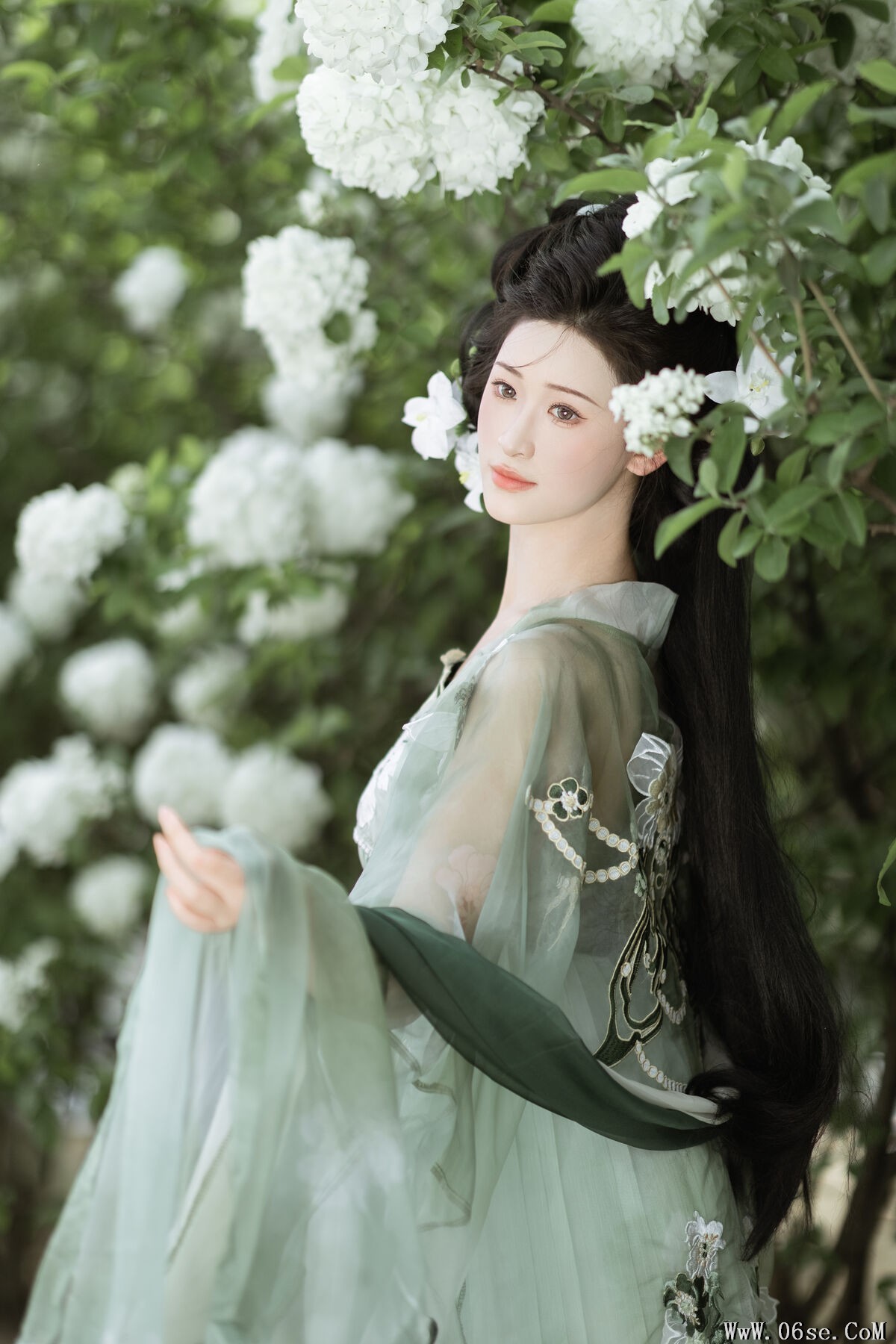图片[33]-YiTuYu艺图语 Vol.7173 Jiang Yue Yue Yue[36P]-六色网