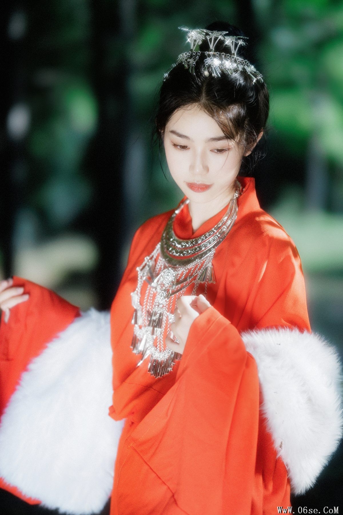 图片[19]-YiTuYu艺图语 Vol.5687 Zhou Xin[24P]-六色网