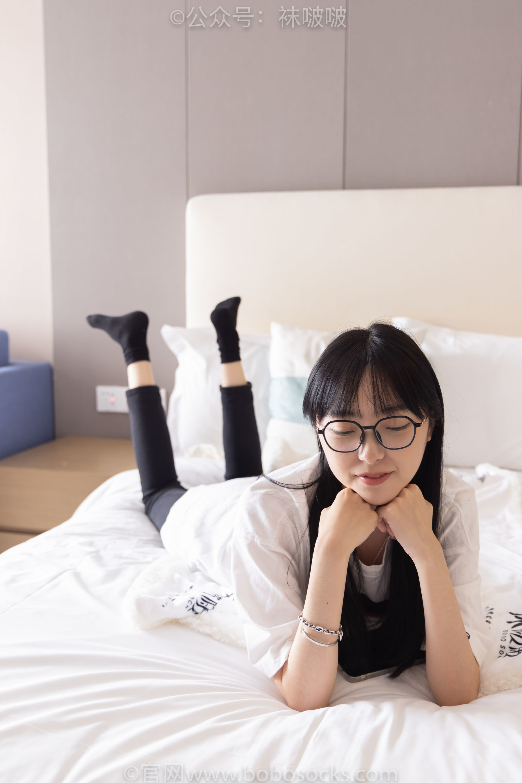 图片[124]-BoBoSocks袜啵啵 No.055 稚予-斯凯奇运动鞋、白棉袜、黑棉袜[139P]-六色网