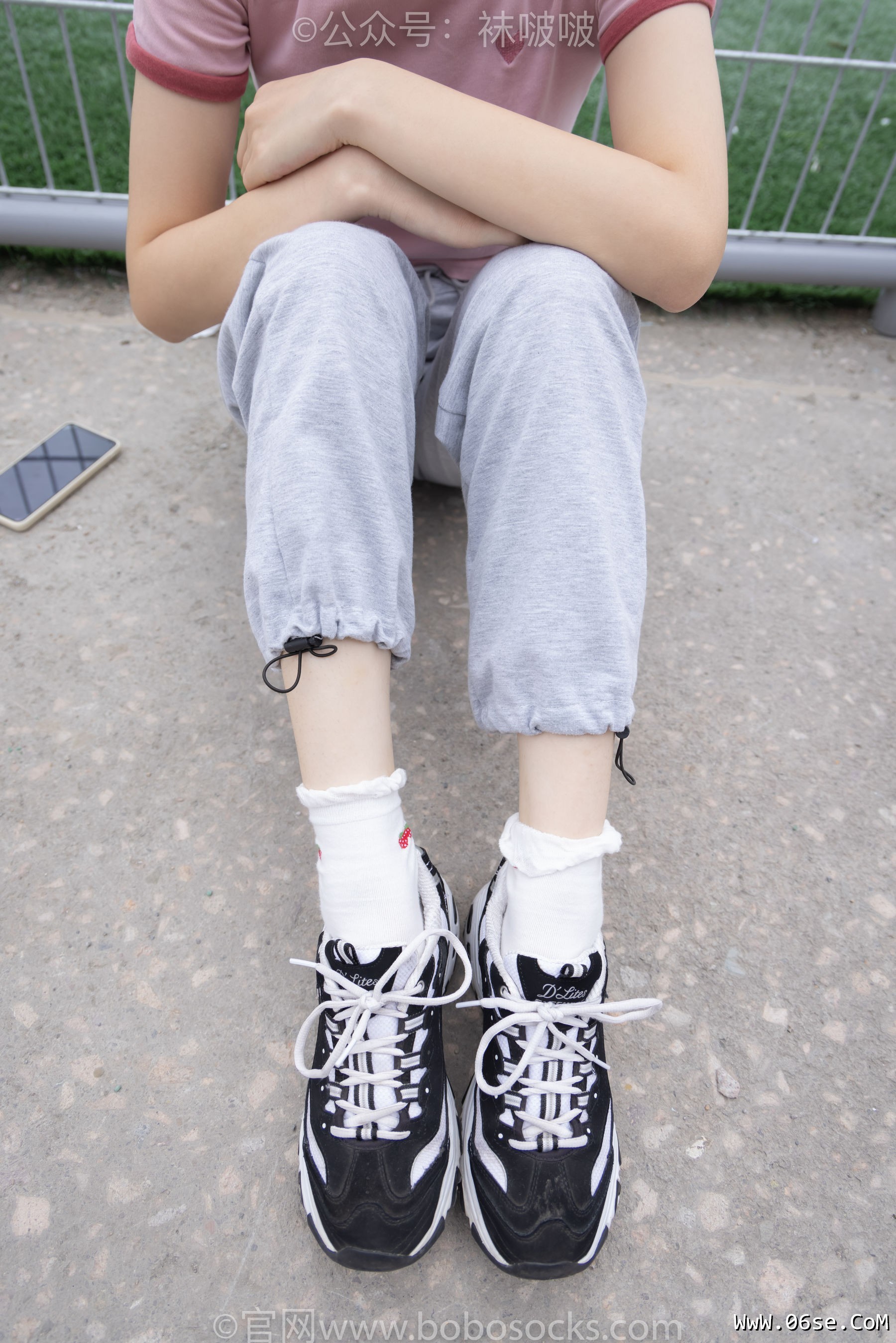 图片[32]-BoBoSocks袜啵啵 No.016 熊熊-斯凯奇运动鞋、棉袜、裸足[147P]-六色网