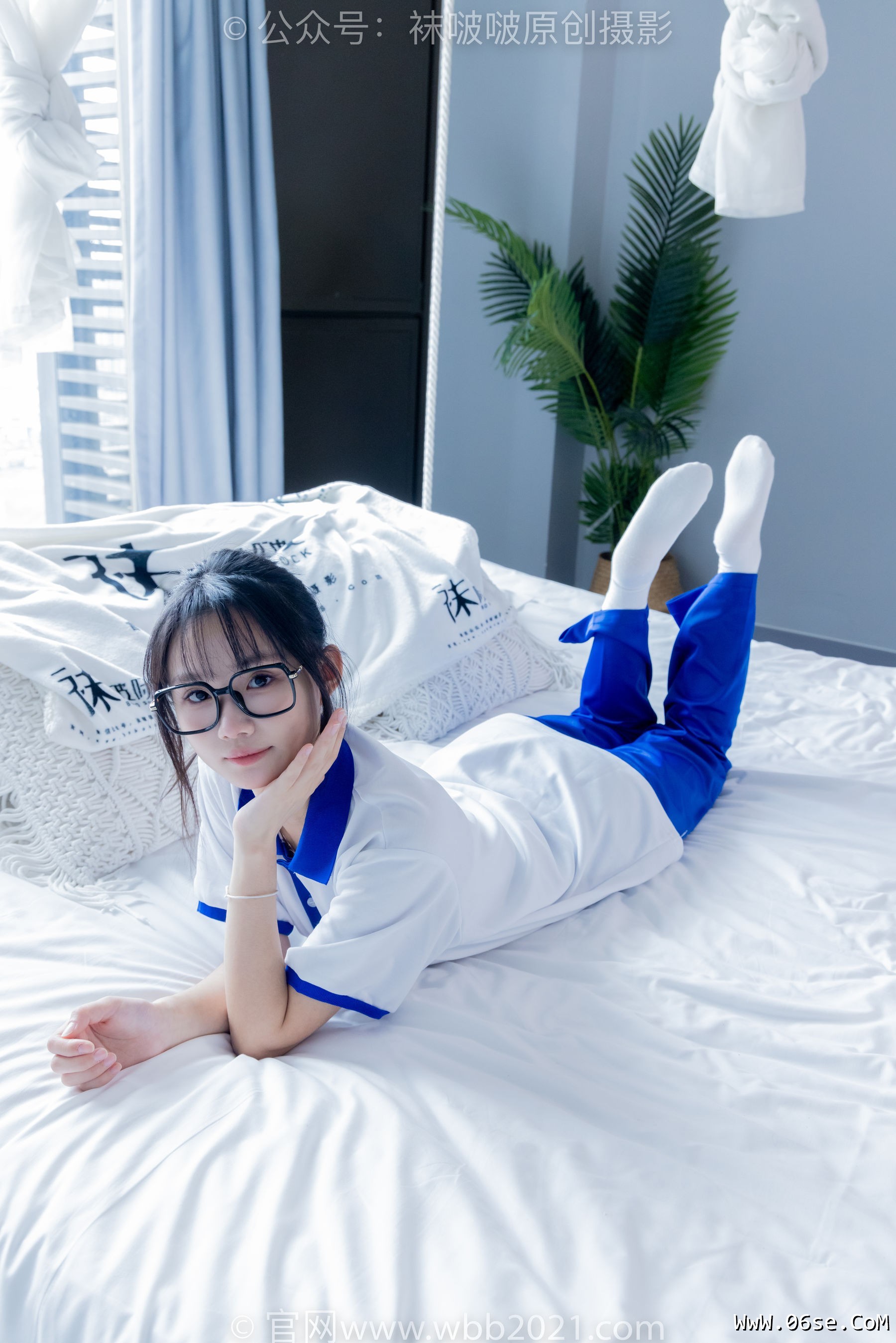 图片[20]-BoBoSocks袜啵啵 No.351 甜甜圈 -板鞋、白棉袜、肉丝、校服裤里丝[150P]-六色网