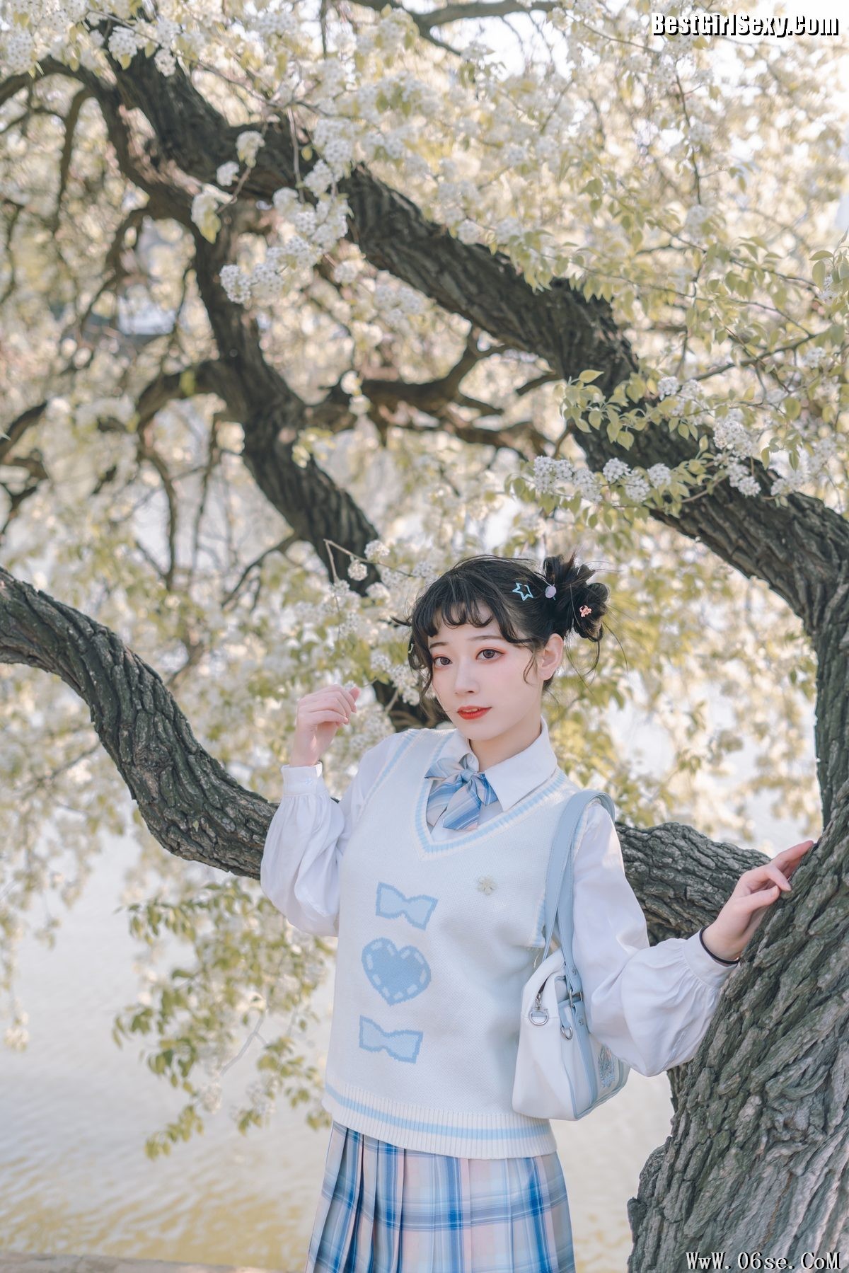 图片[50]-YiTuYu艺图语 Vol.4099 Tao Mo Gong Zi X[50P]-六色网