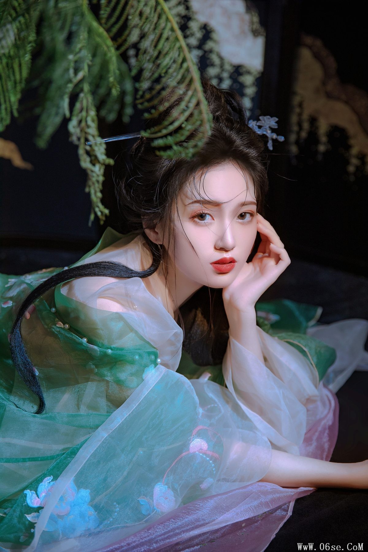 图片[6]-YiTuYu艺图语 Vol.3756 Pang Qi[32P]-六色网